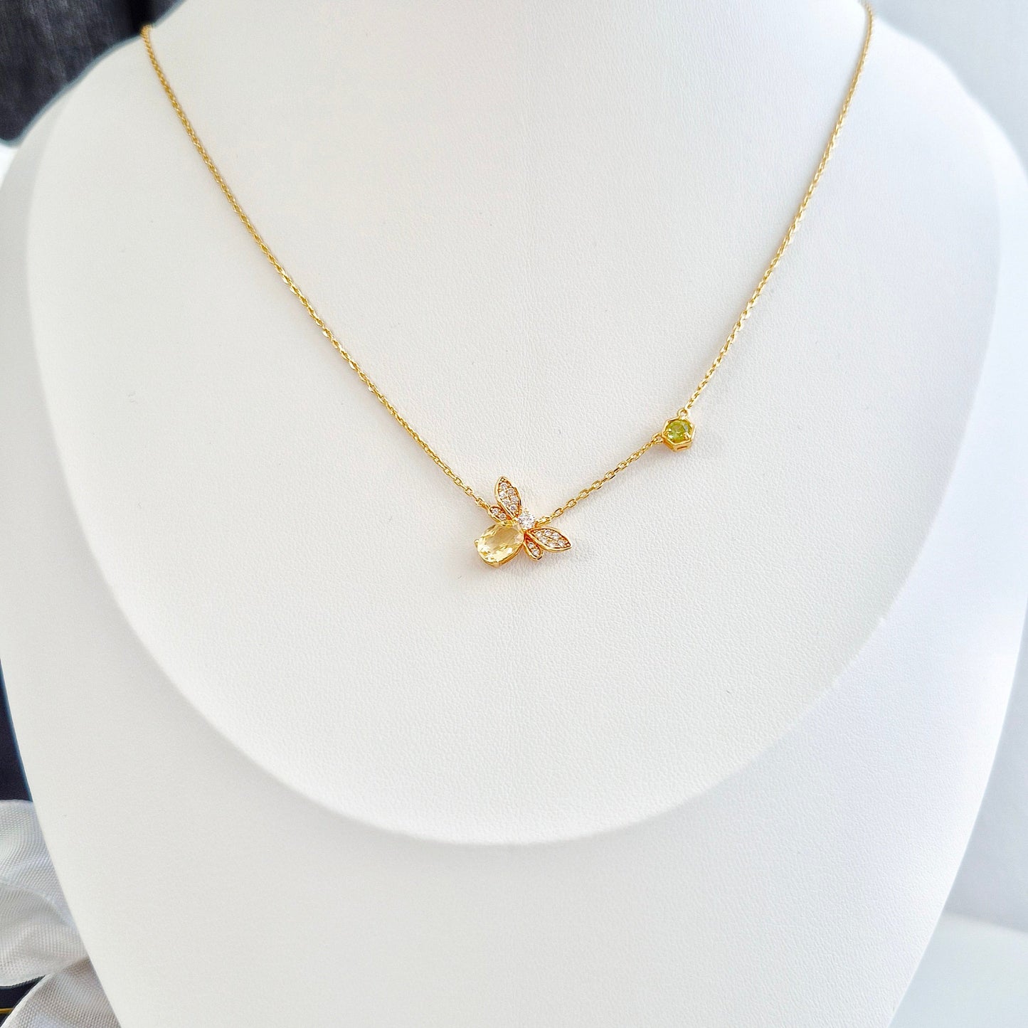 Bienen Halskette, Bee necklace, silver necklace gold-plated, silber Kette vergoldet, Schmuck, Halskette, Damenkette, Kette, jewelry, jewellery, necklace, pendant necklace, collana, collier, goldene halskette, tier kette, insekt schmuck, Bienen Schmuck, bee jewelry, damen Halskette, schmuck für sie, gift for her, birthday gift, jewelry present
