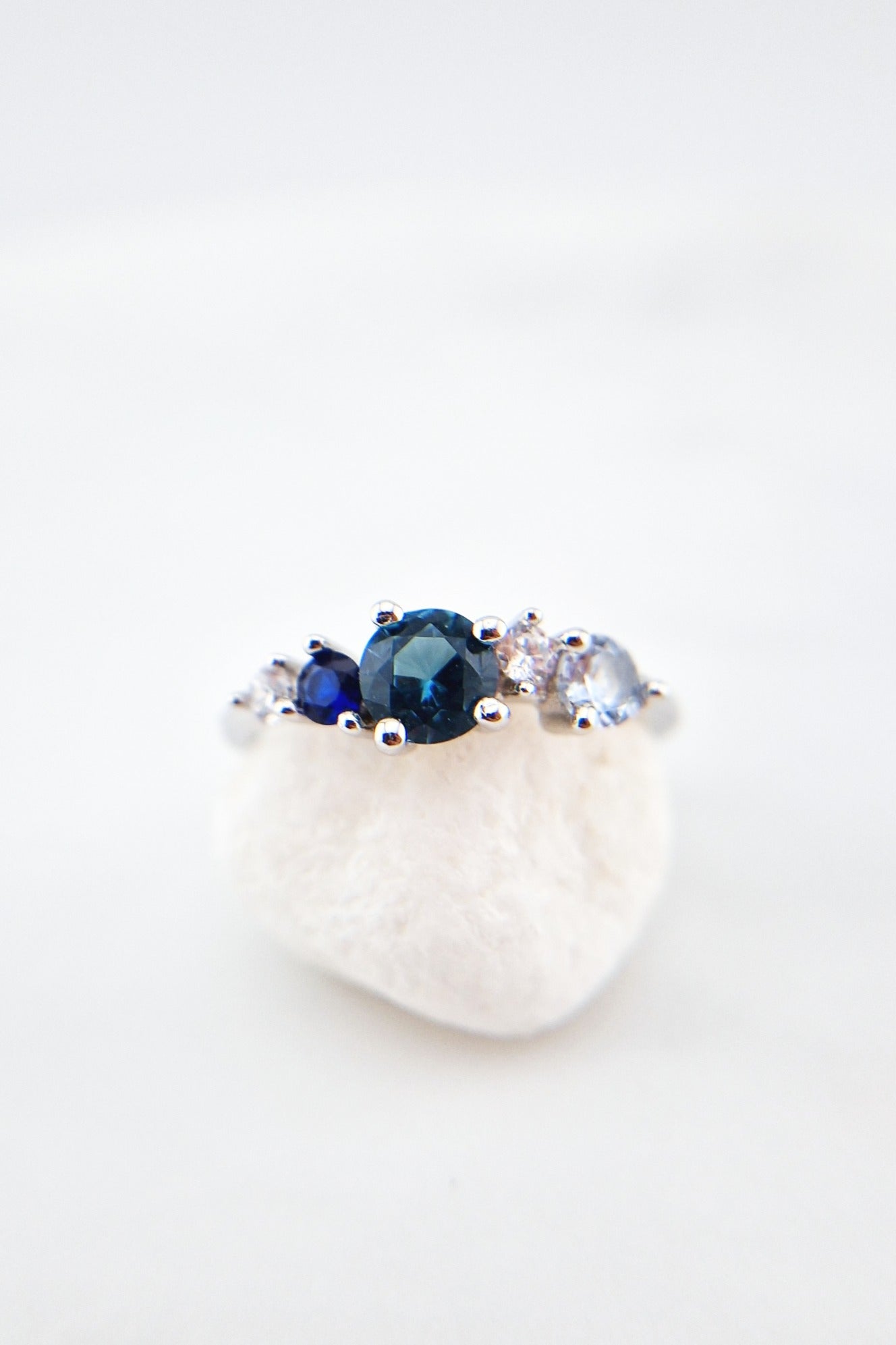 Schmuckset blaue Edelsteine, Blue gemstone jewelry set, Silber Schmuckset, Silver jewelry set, London blue Topas Jewelry, Blautopas Schmcukset, Aquamarin Schmuck, Aquamarine jewelry, Blau Saphir Schmuck Set, blue sapphire jewelry set, Topas Ring, Topas Halskette, Topas Ohrringe, Topaz earrings, Topaz Ring, Topaz necklace, topaz pnemdant necklace, SIlber Ohrringe, Silber Ohrstecker, Silberring, Silber Kette, Silver necklace, silver ring, silver earrings
