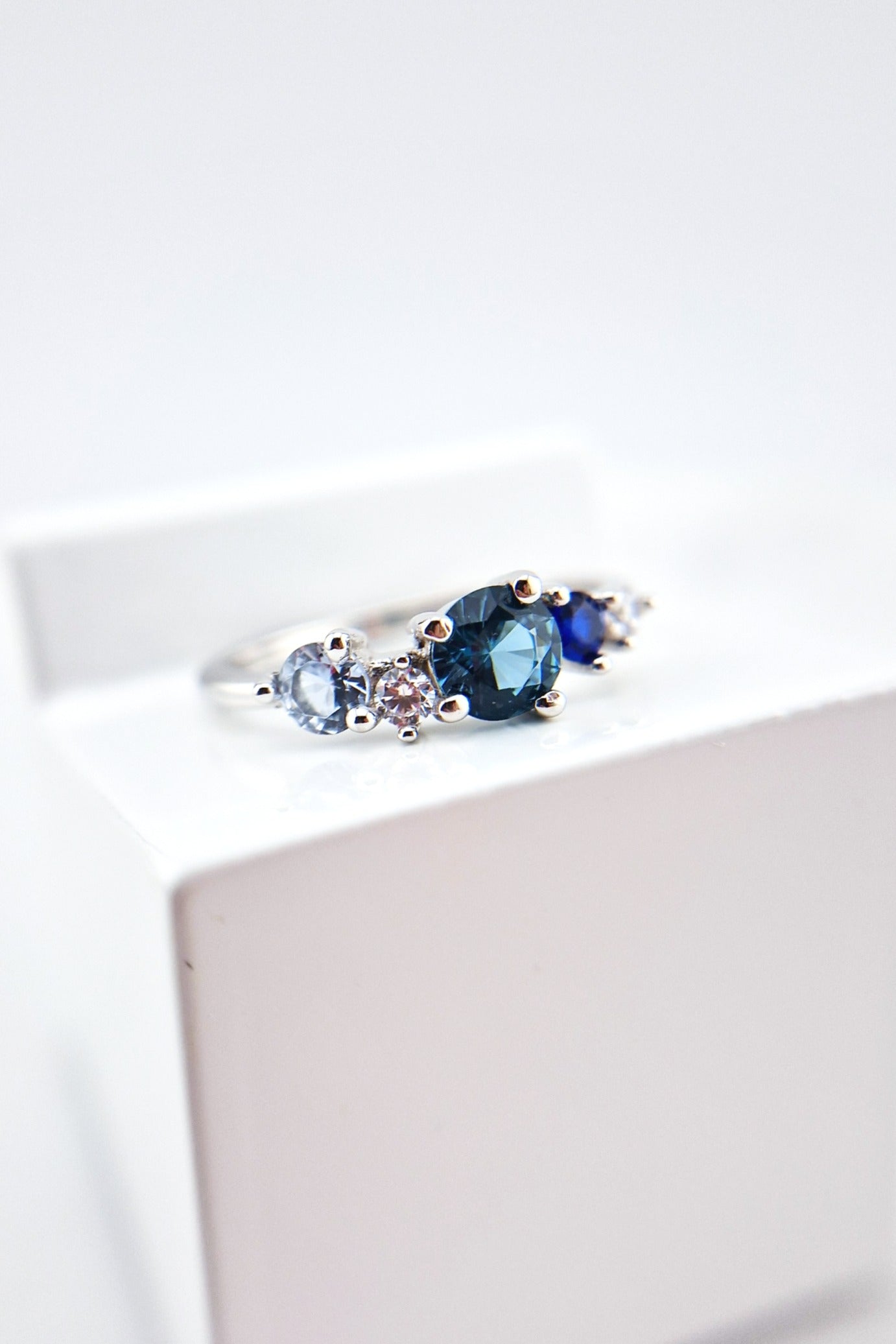Ring blaue Edelsteine, Blue gemstone Ring, Topas Ring, London Blautopas Ring, Topas Ring, Aquamarin Ring, Blausaphir Ring, Saphir Ring, Silber Ring, Ring, Blauer Ring, eleganter Ring, elegant Ring, gemstone ring, silver ring, London blue topaz ring, blue topaz ring, topaz ring, Blue ring, elegant ring, ring jewelry