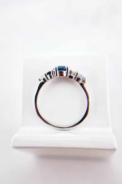 Ring blaue Edelsteine, Blue gemstone Ring, Topas Ring, London Blautopas Ring, Topas Ring, Aquamarin Ring, Blausaphir Ring, Saphir Ring, Silber Ring, Ring, Blauer Ring, eleganter Ring, elegant Ring, gemstone ring, silver ring, London blue topaz ring, blue topaz ring, topaz ring, Blue ring, elegant ring, ring jewelry
