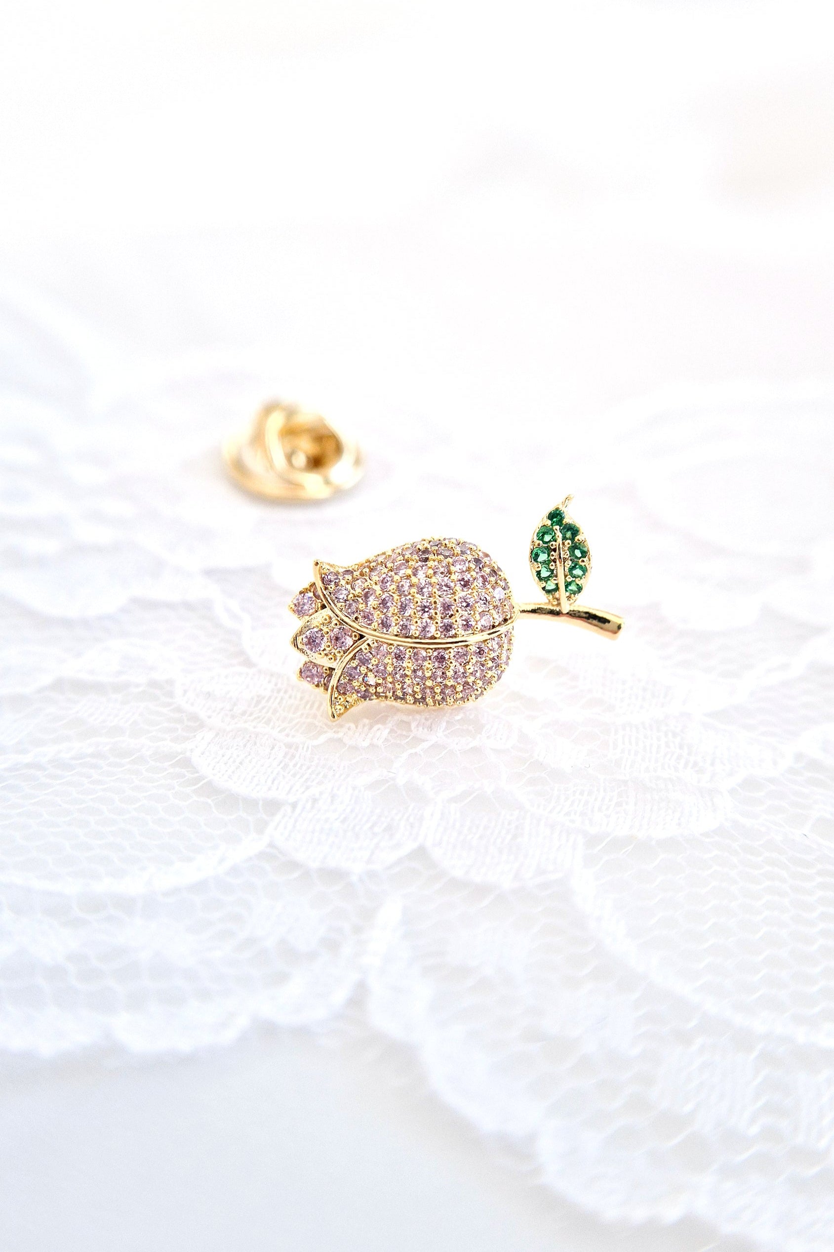 Blumen Pin, Flower Pin, Pin Fleur, Pin Fiore, Pin, Anstecknadel, Brosche, Brooch, Broach, Flower Brooch, Flower Broach, Blumen Brosche, Tulip pin, Tulpen Pin, Tulpen Anstecker