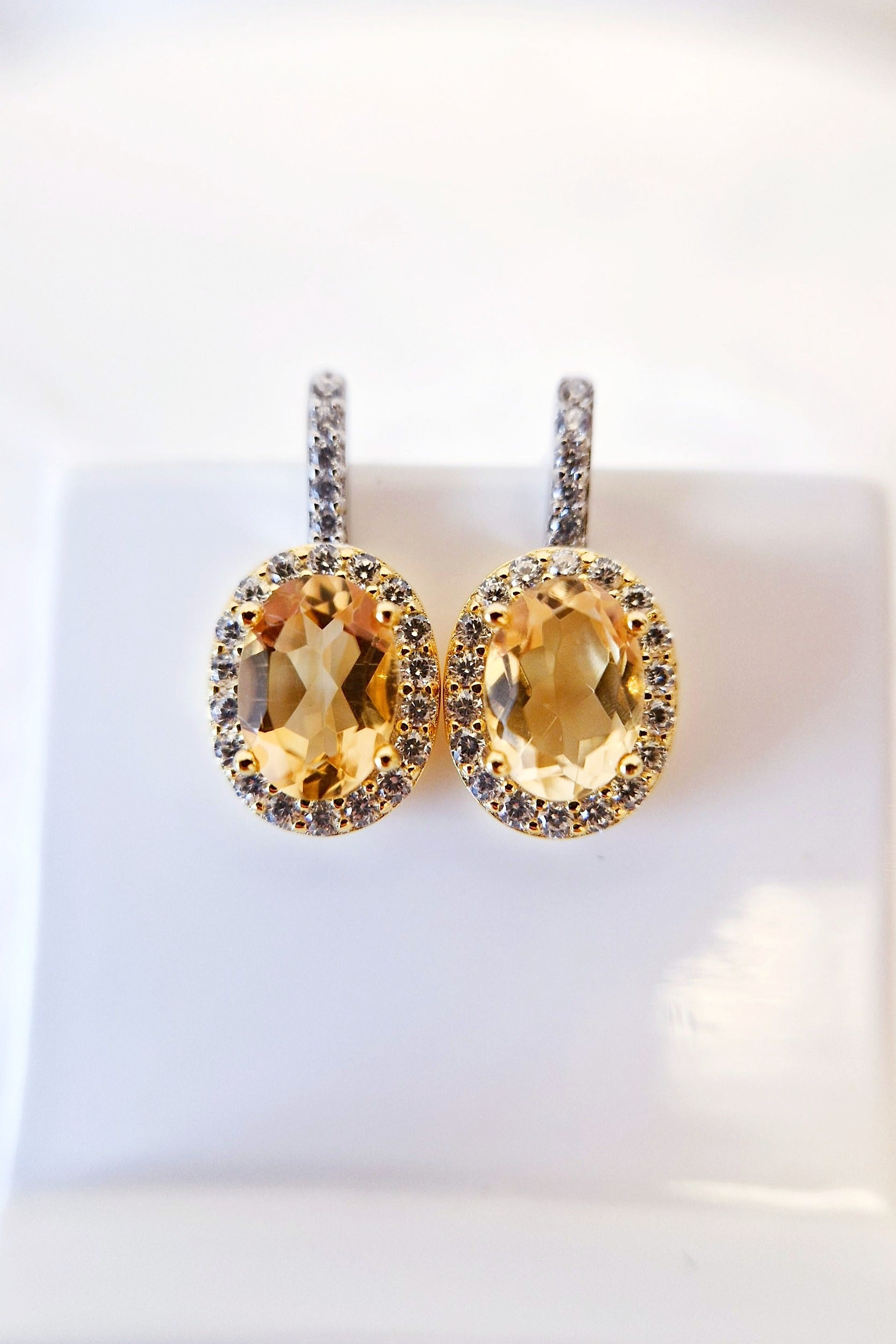 Citrin Ohrringe, Citrine Earrings, Citrin Ohrstecker, Citrine stud earrings, Citrin Schmuck kaufen, Zitrin Ohrringe, gelbe Ohrringe, yellow earrings, gold earrings, gemstone earrings, Edelstein Ohrringe