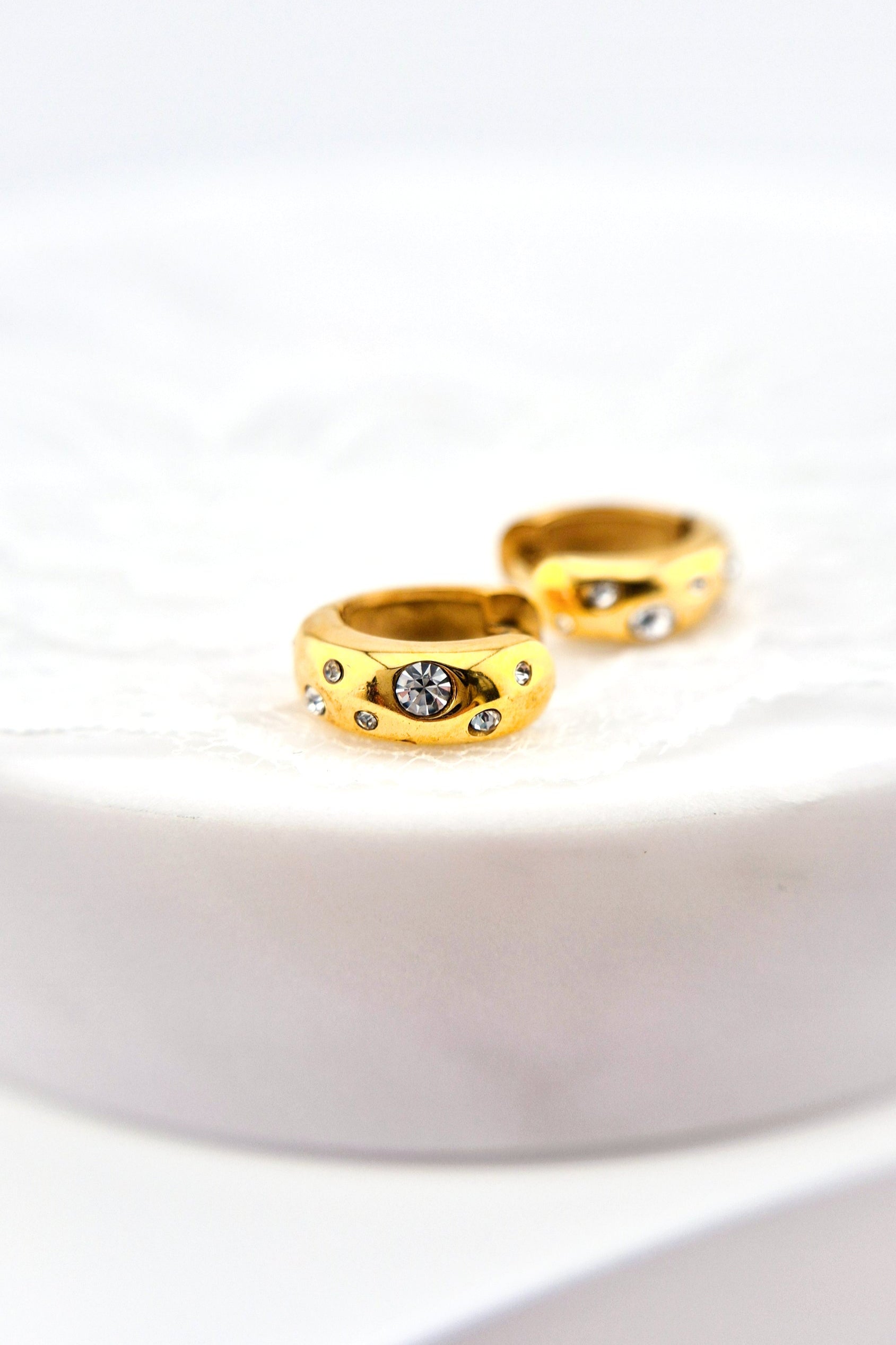 Creolen gold, Creolen, gold Creolen, goldene Creolen, hoop earrings gold, creoles dorees, creole dorati, golden hoop earrings, golden hoops, gold hoops, creoles, creole, Creolen Ohrringe