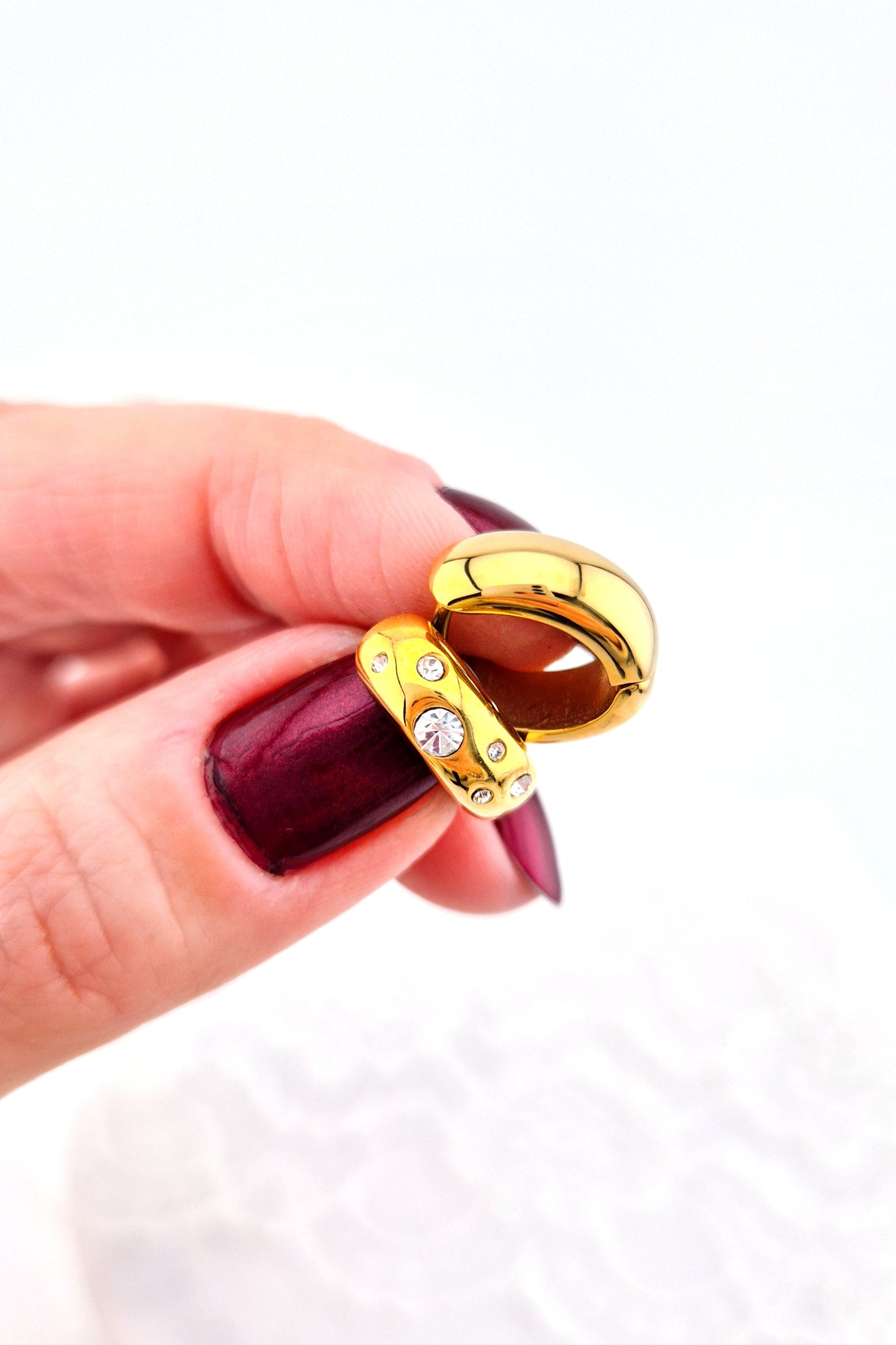 Creolen gold, Creolen, gold Creolen, goldene Creolen, hoop earrings gold, creoles dorees, creole dorati, golden hoop earrings, golden hoops, gold hoops, creoles, creole, Creolen Ohrringe