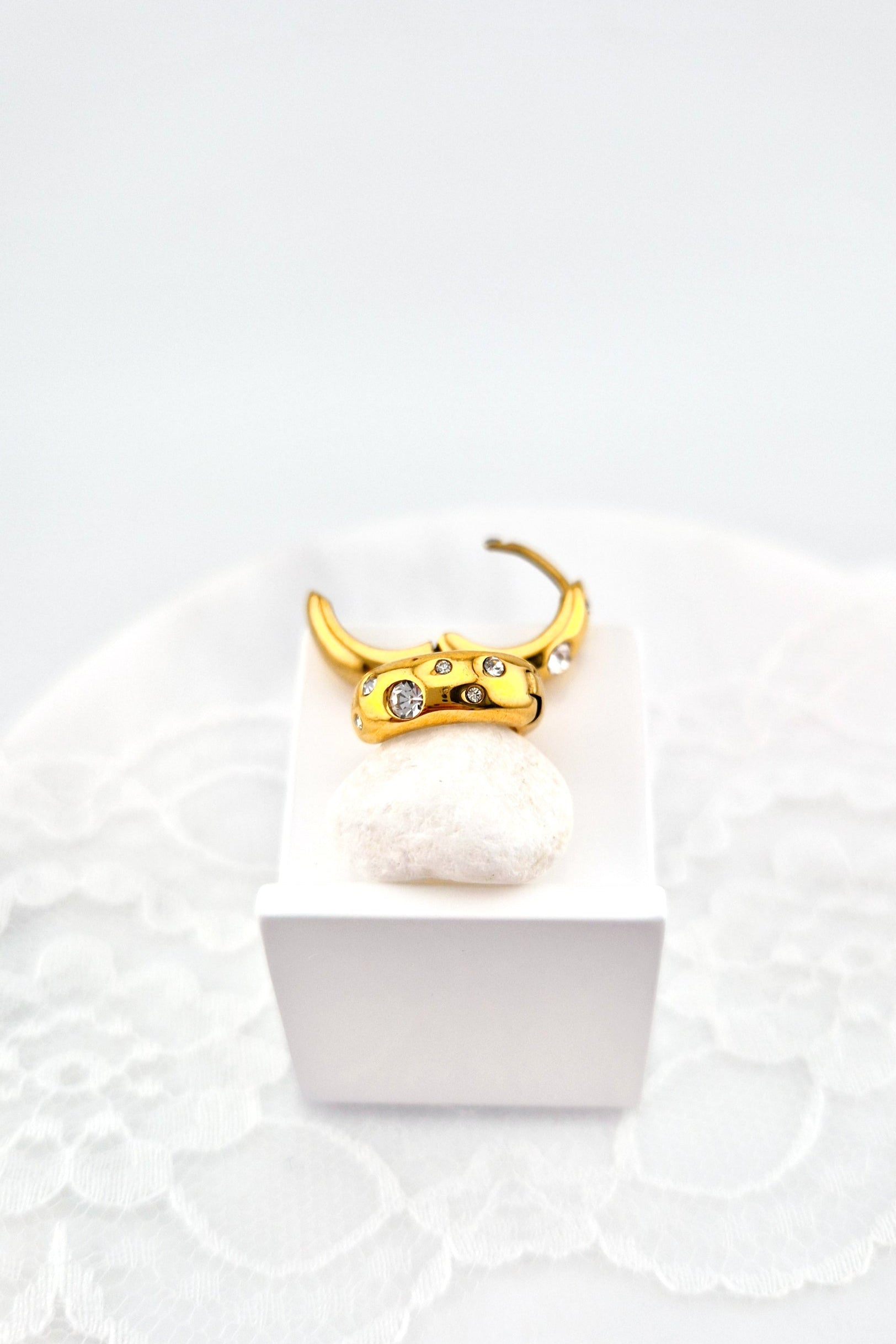 Creolen gold, Creolen, gold Creolen, goldene Creolen, hoop earrings gold, creoles dorees, creole dorati, golden hoop earrings, golden hoops, gold hoops, creoles, creole, Creolen Ohrringe