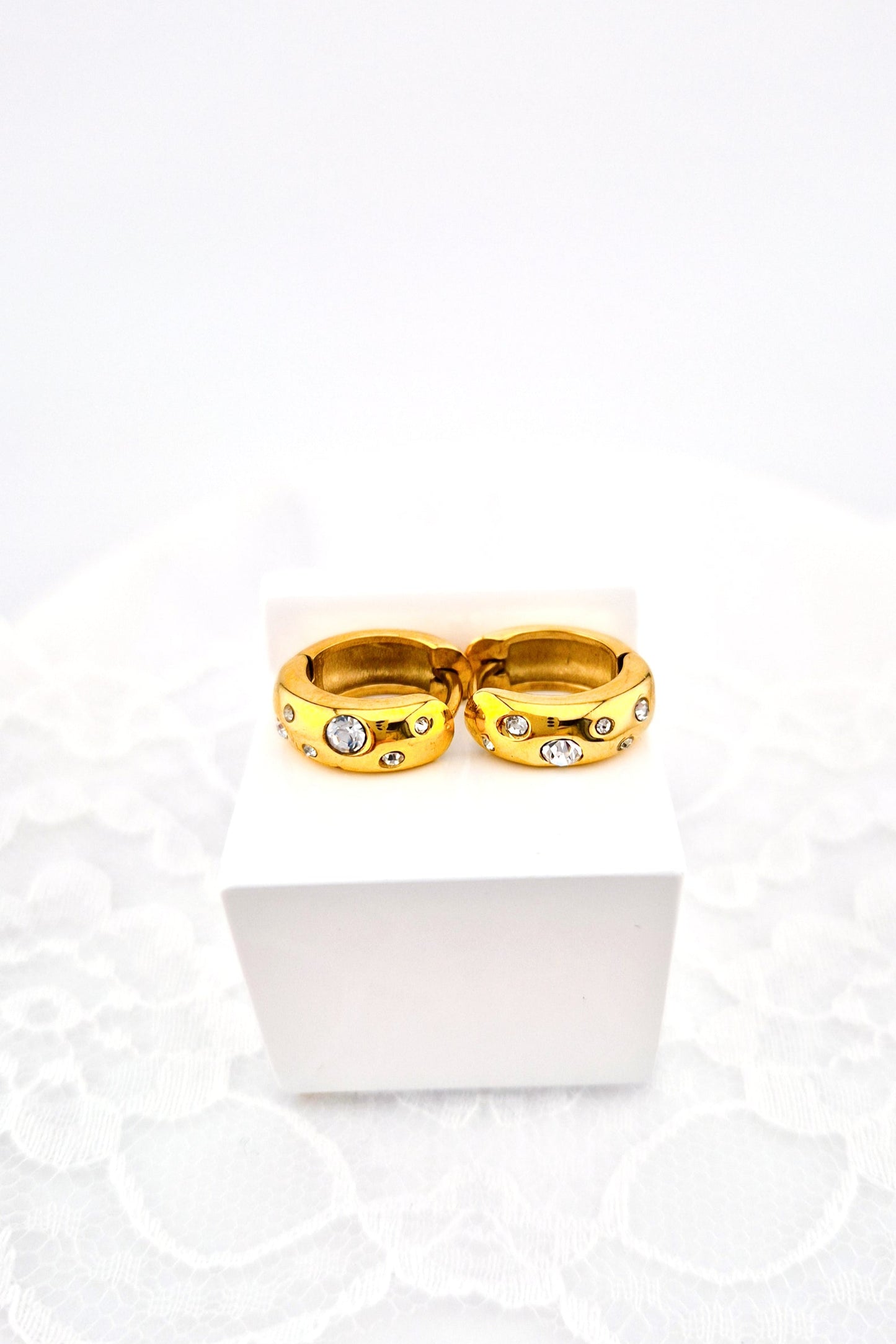 Creolen gold, Creolen, gold Creolen, goldene Creolen, hoop earrings gold, creoles dorees, creole dorati, golden hoop earrings, golden hoops, gold hoops, creoles, creole, Creolen Ohrringe
