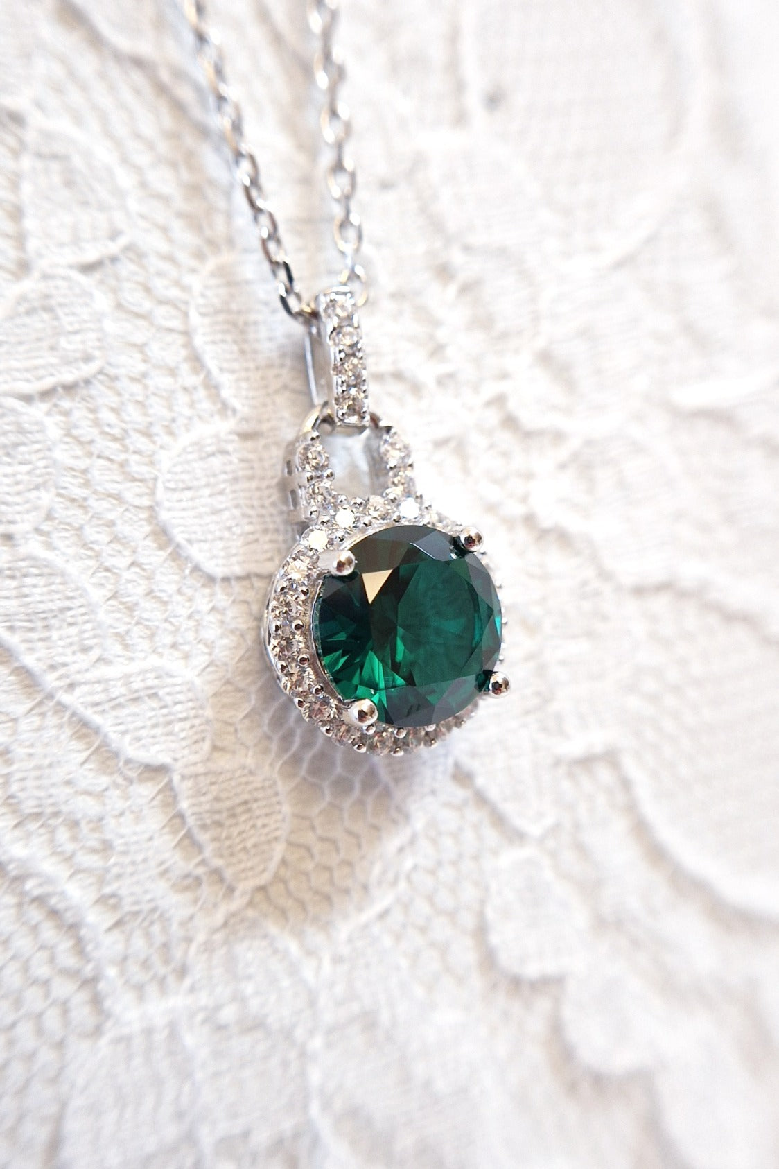 Smaragd Kette, Smaragd Halskette, Emerald necklace, Emaerlad pendant neckalce, silber Halskette, grüne Kette, Kette mit Smaragd Anhänger, silver necklace with green pendant, Halskette, Necklace, pendant necklace, green necklace