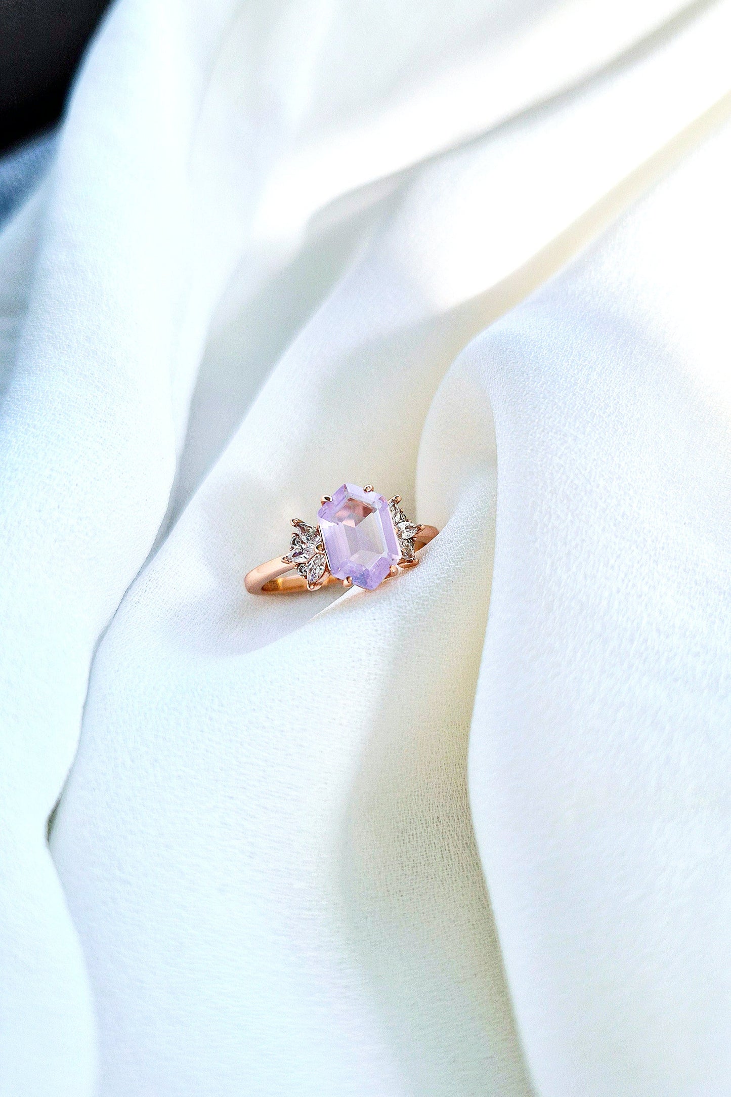 Lavendelquarz Ring, Lavender quartz Ring, rosegold ring lavender quartz, rosegold ring, Bague en quartz lavande, Anello in quarzo lavanda, Ring Schweiz, Bague suisse, ring switzerland, Anello Svizzera, Ring, Anello, Bague, Rosegold Ring, bague plaqué or rose, Lavender Ring, Bague lavanda, Fingerring, Damenring