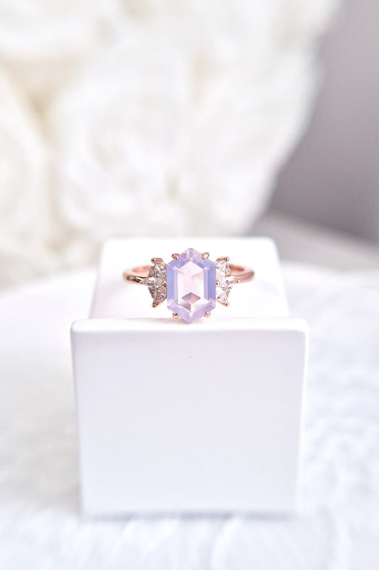 Lavendelquarz Ring, Lavender quartz Ring, rosegold ring lavender quartz, rosegold ring, Bague en quartz lavande, Anello in quarzo lavanda, Ring Schweiz, Bague suisse, ring switzerland, Anello Svizzera, Ring, Anello, Bague, Rosegold Ring, bague plaqué or rose, Lavender Ring, Bague lavanda, Fingerring, Damenring