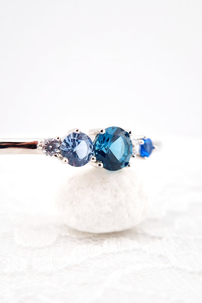Armreifen mit blauen Edelsteinen, Silber Armreifen mit blauen Edelsteinen - blue gemstone bracelet, topaz bangle, Silber Schmuck mit Aquamarin, Saphir, Topas, London Blue Topaz Bracelet