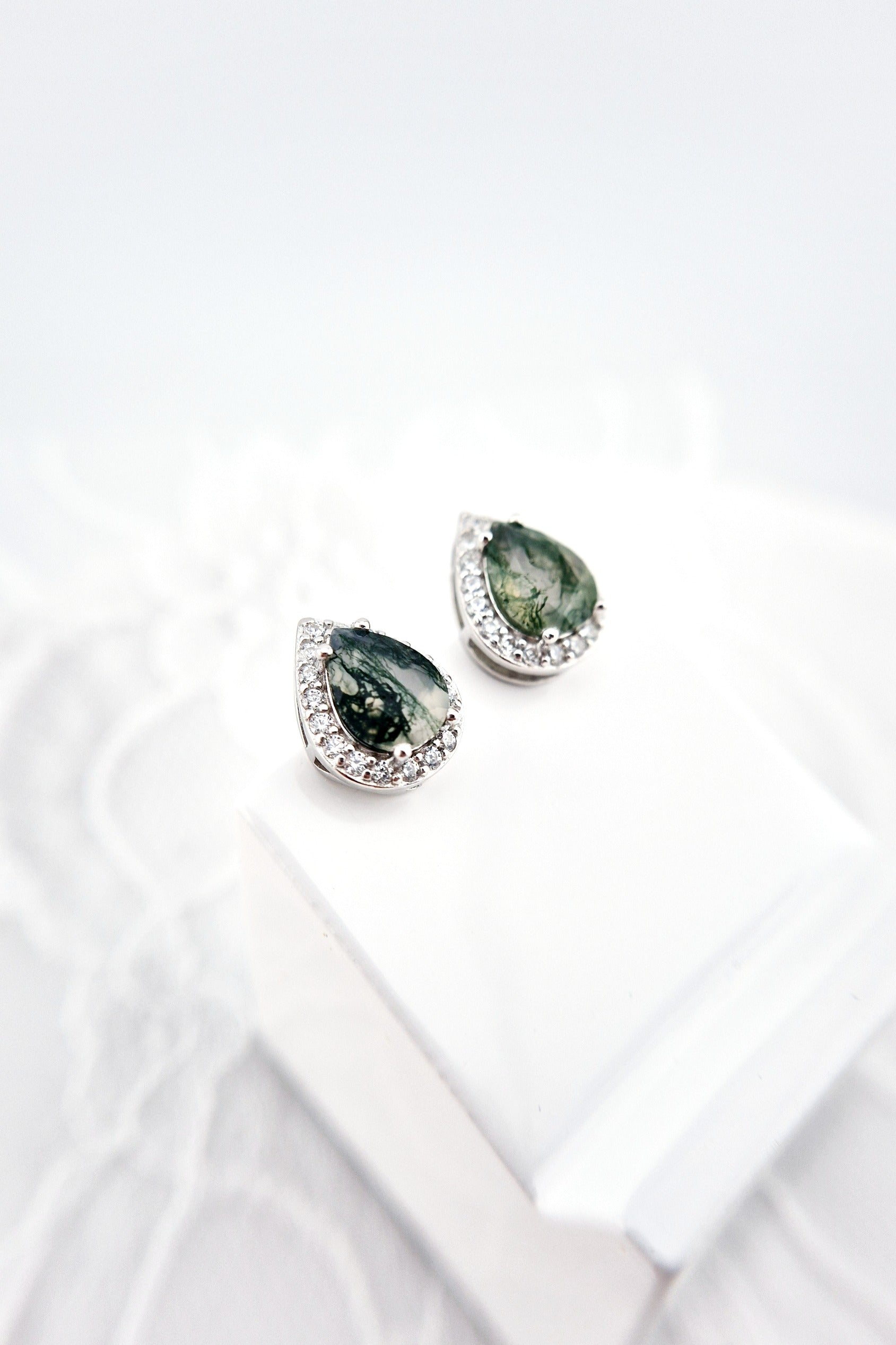 Moosachat Schmuckset, Moss Agate Jewelry Set, Silber Schmuckset, silver jewelry set, Moosachat Ring, Moosachat Halskette, Moosachat Kette, Moosachat Ohrringe, Moosachat Ohrstecker, moss agate ring, moss agate necklace, moss agate pendant necklace, moss agate earrings, moss agate studs, halo jewelry, halo ring, alo earrings, halo penadant, Silber Ohrringe, Silber Ohrstecker, Silber Ring, Silber Halskette, silver ring, silver earrings, silver necklace