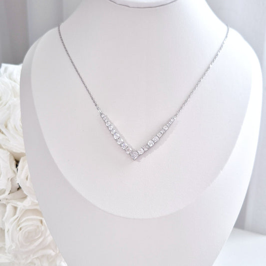 Necklace V-shaped, Halskette V-Form, Silber Kette, silver pendant necklace