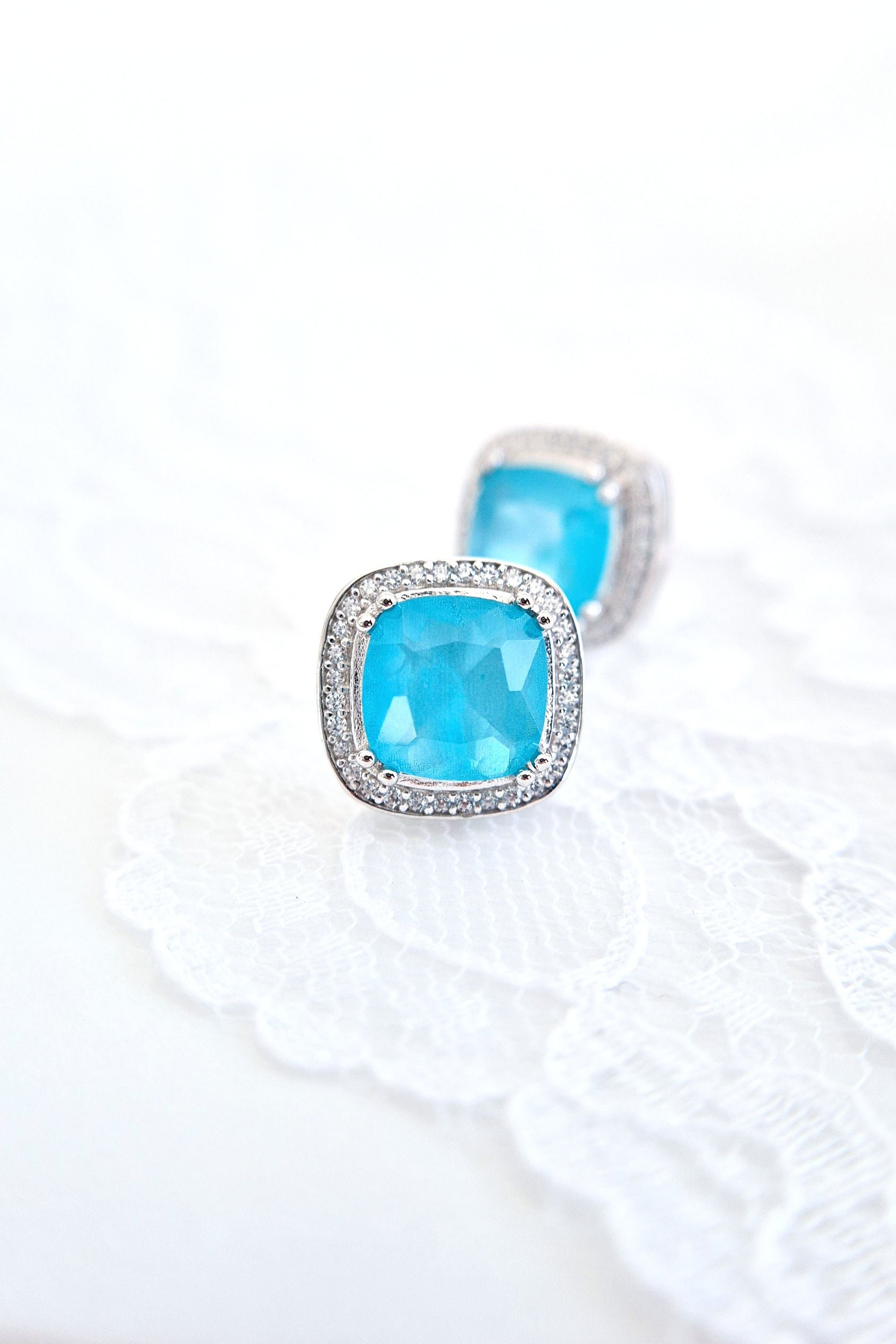 Paraiba Ohrringe, Paraiba earrings, Boucles doreilles Paraiba, Orecchini Paraiba, Paraiba Turmalin Ohrringe, Paraiba Tourmaline earrings, Paraiba Ohrstecker, Ohrringe, Ohrstecker, earrings, orecchini, boucles doreilles, blue earrings, tükies Ohrringe, Silber Ohrringe, Silver earrings, Paraiba Turmalin Silber Ohrringe, statement Ohrringe, statement earrings