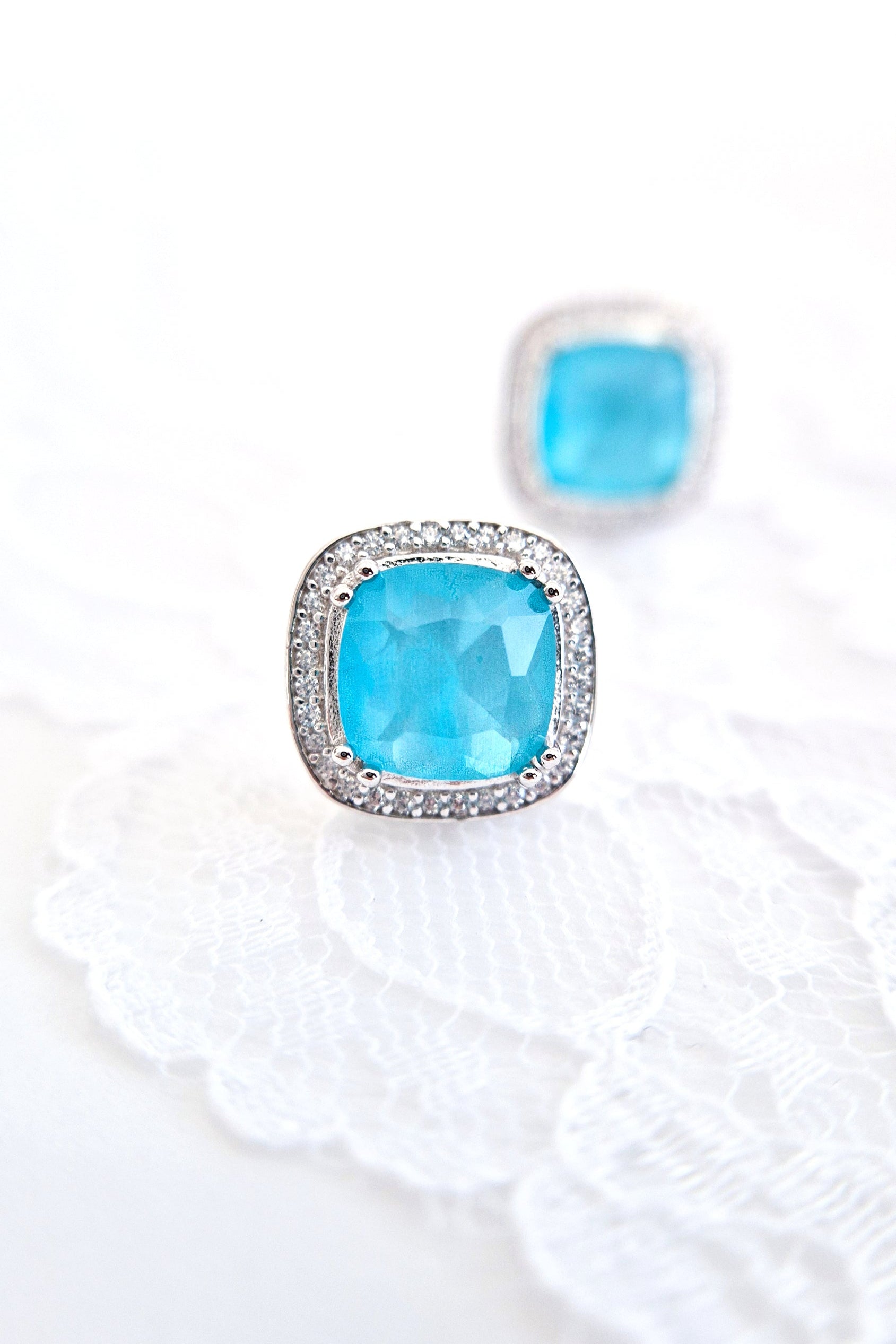 Paraiba Ohrringe, Paraiba earrings, Boucles doreilles Paraiba, Orecchini Paraiba, Paraiba Turmalin Ohrringe, Paraiba Tourmaline earrings, Paraiba Ohrstecker, Ohrringe, Ohrstecker, earrings, orecchini, boucles doreilles, blue earrings, tükies Ohrringe, Silber Ohrringe, Silver earrings, Paraiba Turmalin Silber Ohrringe, statement Ohrringe, statement earrings