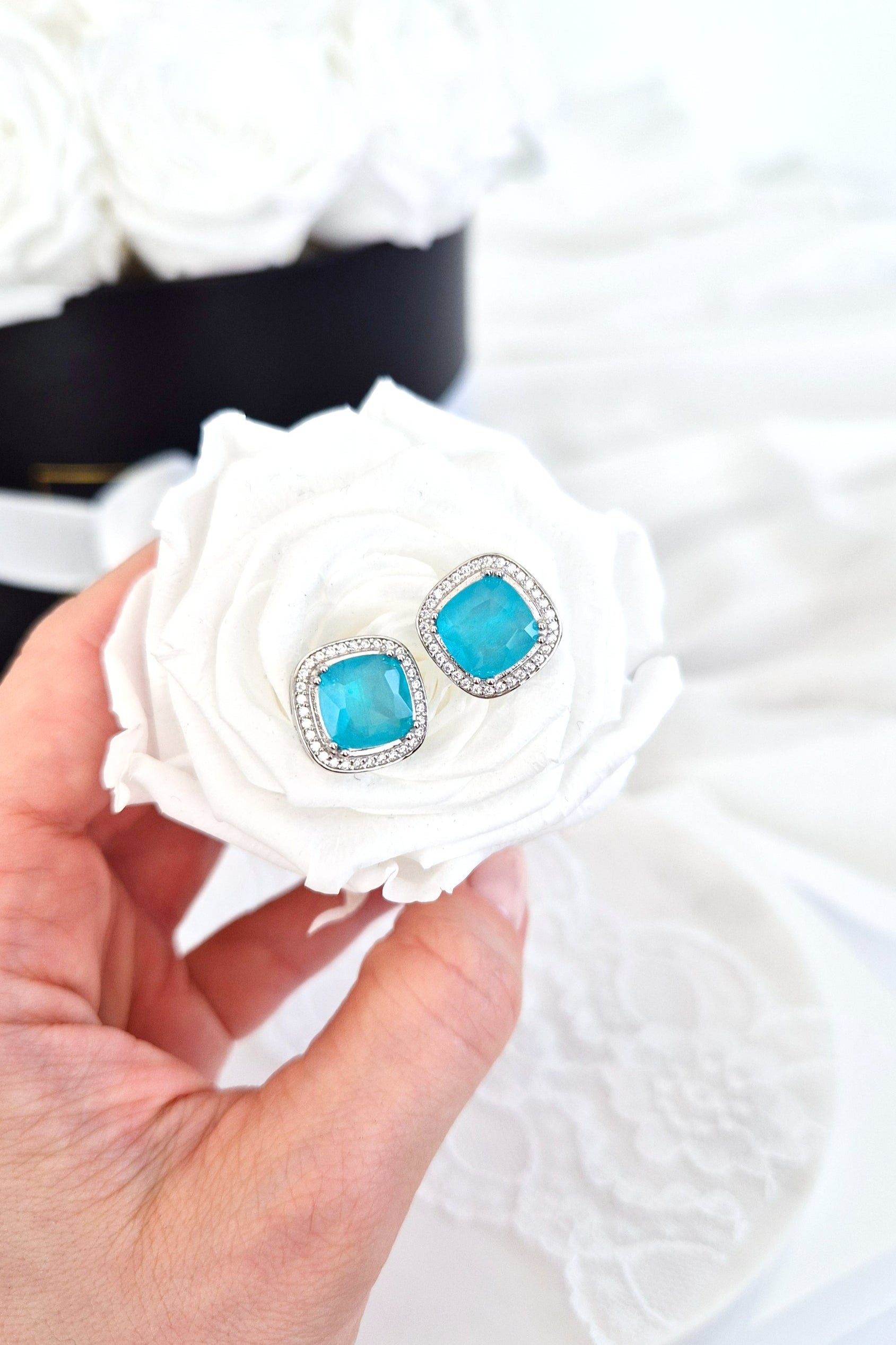 Paraiba Ohrringe, Paraiba earrings, Boucles doreilles Paraiba, Orecchini Paraiba, Paraiba Turmalin Ohrringe, Paraiba Tourmaline earrings, Paraiba Ohrstecker, Ohrringe, Ohrstecker, earrings, orecchini, boucles doreilles, blue earrings, tükies Ohrringe, Silber Ohrringe, Silver earrings, Paraiba Turmalin Silber Ohrringe, statement Ohrringe, statement earrings