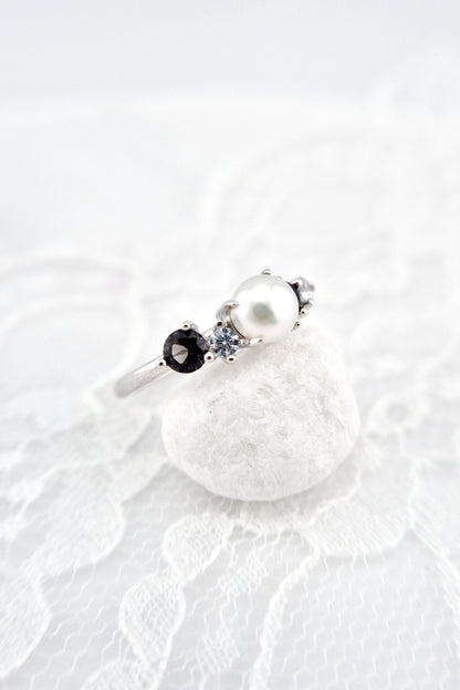Perlen Ring, Perlenring, Pearl Ring, SIlber RIng, Silberring, Damenring, Pearl Ring - Perlen Ring mit schwarzem Spinell und grauem Nano Stein, Silber Ring Süsswasser Perlen Ring, fresh water pearl