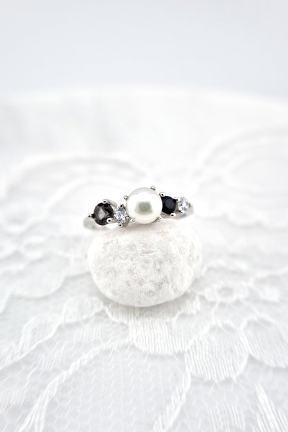 Perlen Schmuck Set, Pearl jewelry set, Perlen Schmuckset, Silber Schmuckset, Pearl Jewelry set, Perlen Ohrringe, Perlen Halskette, Perlen Ring, Perlenring, Pearl Ring, SIlber RIng, Silberring, Damenring, Pearl Ring - Perlen Ring mit schwarzem Spinell und grauem Nano Stein, Silber Ring Süsswasser Perlen Ring, fresh water pearl, Pearl necklace, Pearl Ping, Pearl earrings