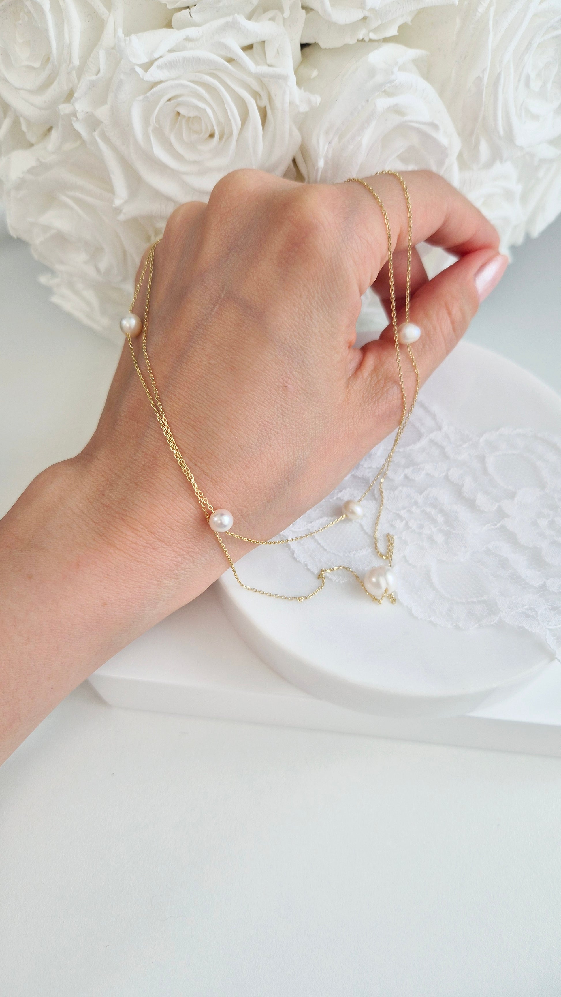 Perlen Halskette, Pearl necklace, Pearl double layer necklace, Perlen Kette, Perlenkette, Halskette, doppelstrang Perlenkette, Kette, goldene Halskette, Damenhalskette, Damenschmuck, Perlen Schmuck, Pearl Jewelry, baroqua pearl necklace, sweet water pearl necklace, collier perle, collana,  Silber Halskette, 925 sterling silber, sterling silver, jewelry, jewellery, bijou, bijoux, gioielli, accessoire, Schmuck, gold-plated, vergoldet, doree