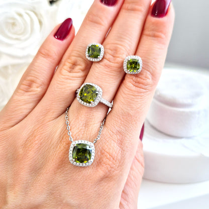 Peridot Jewelry Set, Peridot Schmuckset - Ring, Ohrstecker und Halskette