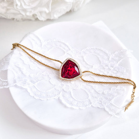 Red stone bracelet, Armband mit rotem Stein, goldenes Armband, Bracelet