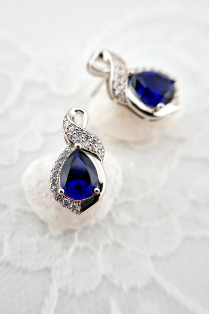 Saphir Ohrringe, Sapphire Earrings, Saphir Ohrstecker mit blauem Edelstein, Edelstein Ohrringe, Silber Ohrringe, Saphir Schmuck, Blau Saphir
