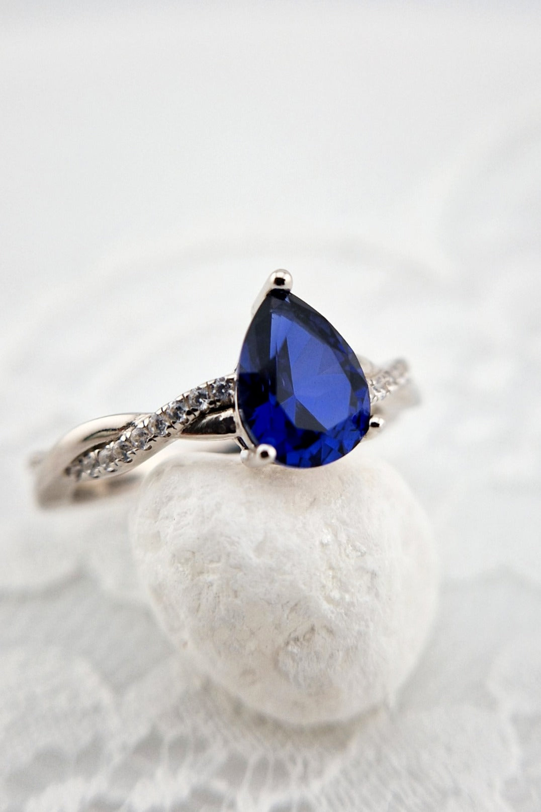 Blau Saphir Ring, sapphire ring, Ring mit Saphir, Royal blue Sapphire Ring, Blau Saphir Ring, Silber Ring mit blauem Saphir