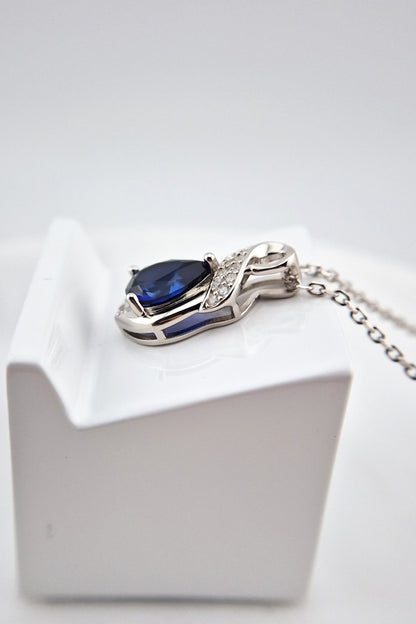 Saphir Halskette, Saphir Kette, Silber Kette mit Saphir Anhänger, Edelstein Kette, sapphire necklace