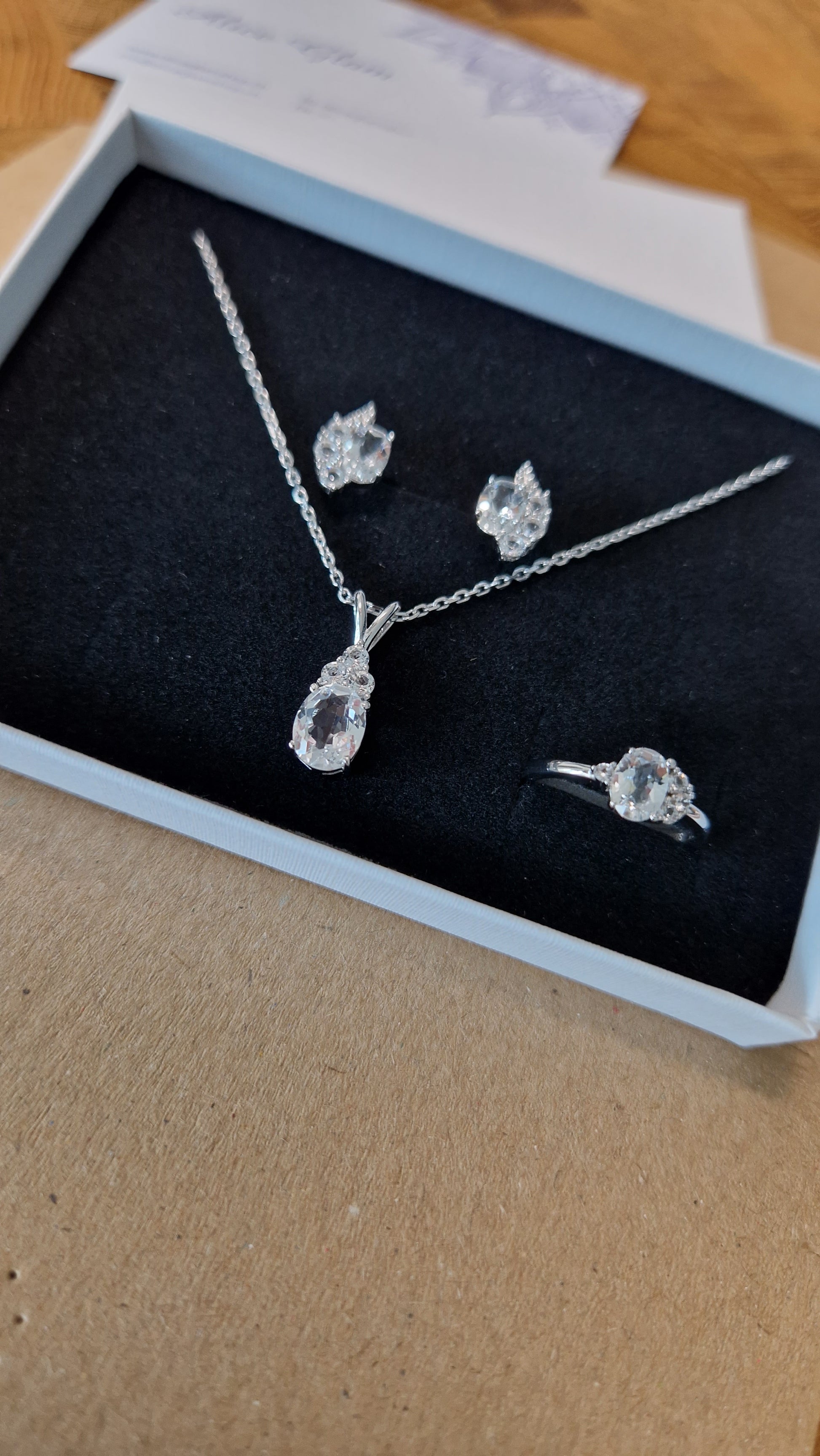 Silber Schmuckset Weisser Topas, White Topaz Jewelry set, Weiss topas Schmuckset, Topas Schmuck Set, Topaz Jewelry Set, Weiss Topas Ohrringe, Topas Ohrstecker, Weiss Topas Ring, Topas Kette, Weiss Topas Halskette, Topaz necklace, white topaz pendant necklace, white topaz ring, white topaz earrings, topaz stud earrings, silver ejwelry set, Silber Schmuck, Ring, Halskette, Necklace, Ohrringe, Ohrstecker, stud earrings
