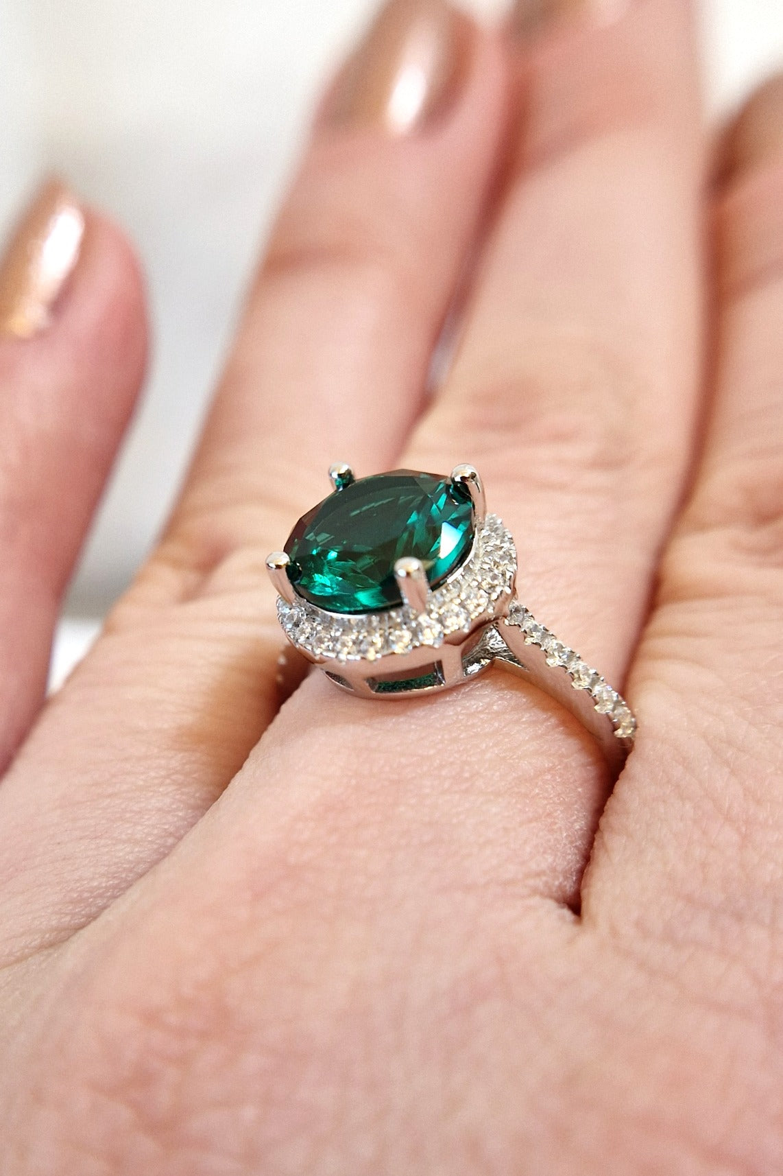 Smaragd Ring, Emerald Ring, grüner Smaragd Ring, green Emerald ring, Silberring, Silber Ring, Fingerring Smaragd, Fingerring, grüner Ring, Edelsteinring, Gemstone Ring, green ring, Ring Emaerald, halo ring, emerald halo ring, silver ring