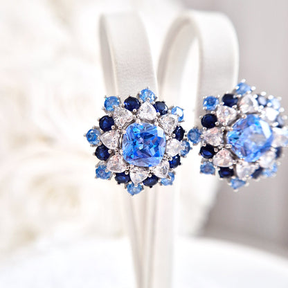 Silber Ohrringe, blaue Zirkonia Ohrringe, Weihnachtsohrringe, Schneeflocken Ohrringe, silver earrings cz blue, boucles doreilles, orecchini