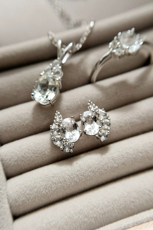 Topas Schmuckset Silber, Topas Schmuckset, Topaz jewerly set silver, topaz jewerly set, Silber Schmuckset Weisser Topas, White Topaz Jewelry set, Weiss topas Schmuckset, Topas Schmuck Set, Topaz Jewelry Set, Weiss Topas Ohrringe, Topas Ohrstecker, Weiss Topas Ring, Topas Kette, Weiss Topas Halskette, Topaz necklace, white topaz pendant necklace, white topaz ring, white topaz earrings, topaz stud earrings, silver ejwelry set, Silber Schmuck, Ring, Halskette, Necklace, Ohrringe, Ohrstecker, stud earrings