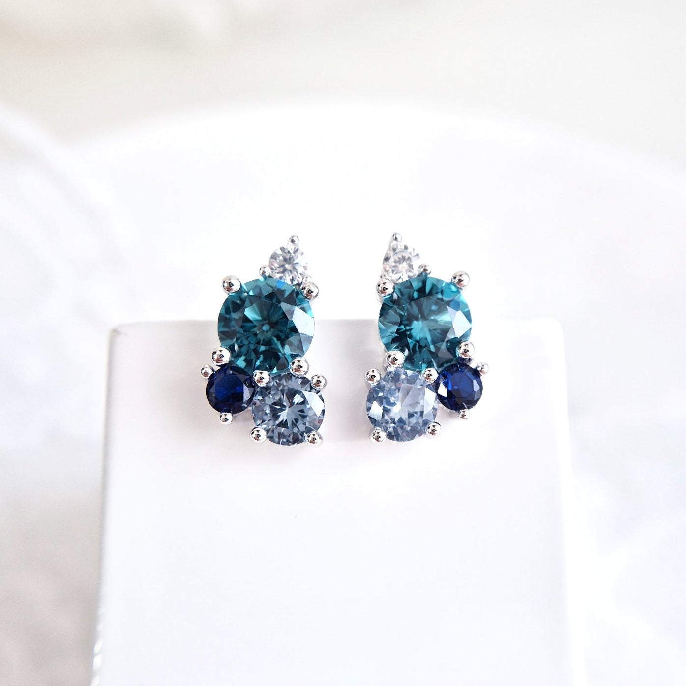 Blau Topas Ohrringe, London Blue Topaz Earrings, Blautopas Ohrringe, Topas Ohrstecker, Silber Ohrringe mit blauen Edelsteinen, Silver Earrings, stud earrings, 925 sterling silver earrings, Ohrringe, Ohrstecker, boucles doreilles, boucles, Topas Ohrringe, Topaz earrings, orecchini, clous, puces, studs, schmuck, damenohrringe, bijou, jewelry, jewellery, gioielli