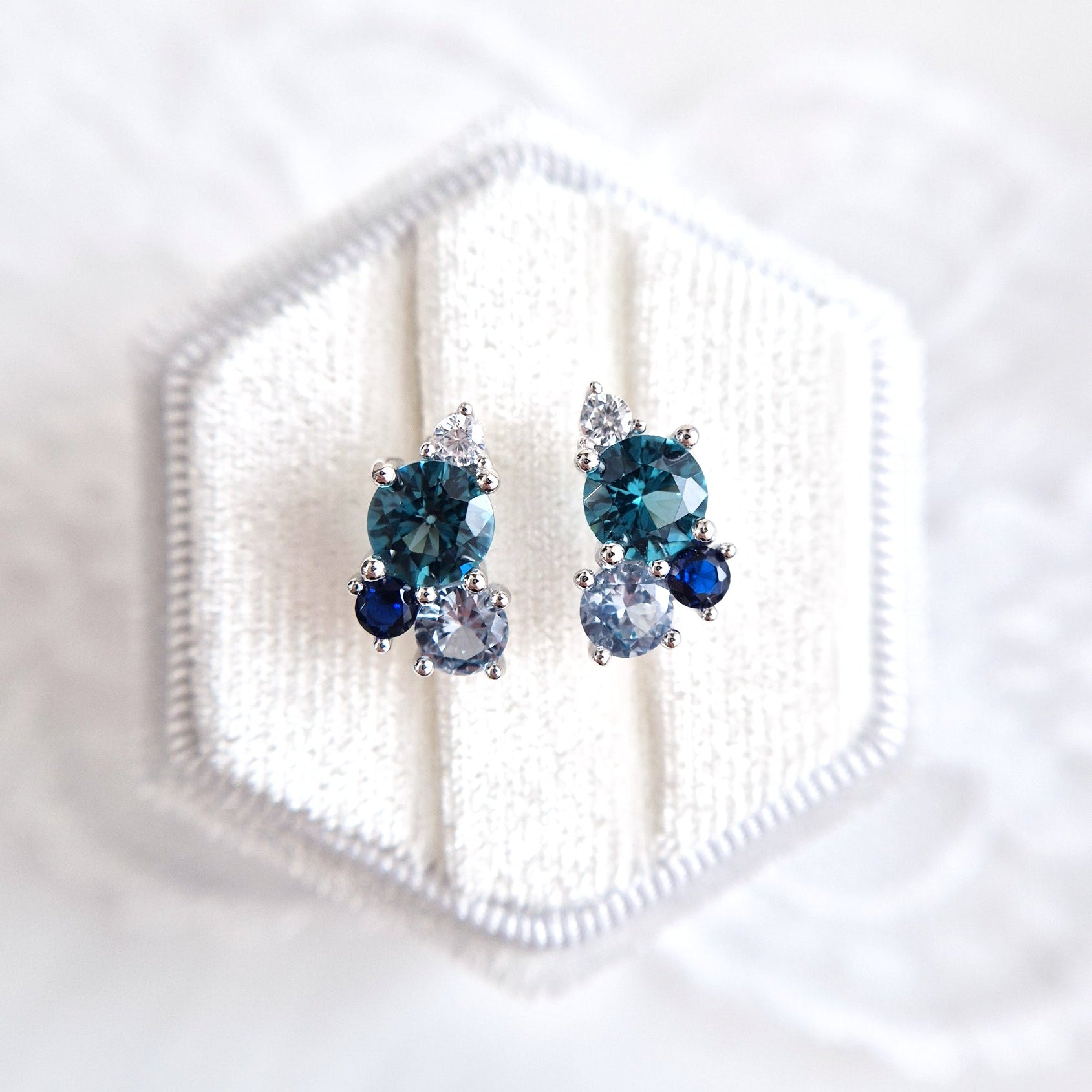 Blau Topas Ohrringe, London Blue Topaz Earrings, Blautopas Ohrringe, Topas Ohrstecker, Silber Ohrringe mit blauen Edelsteinen, Silver Earrings, stud earrings, 925 sterling silver earrings, Ohrringe, Ohrstecker, boucles doreilles, boucles, Topas Ohrringe, Topaz earrings, orecchini, clous, puces, studs, schmuck, damenohrringe, bijou, jewelry, jewellery, gioielli