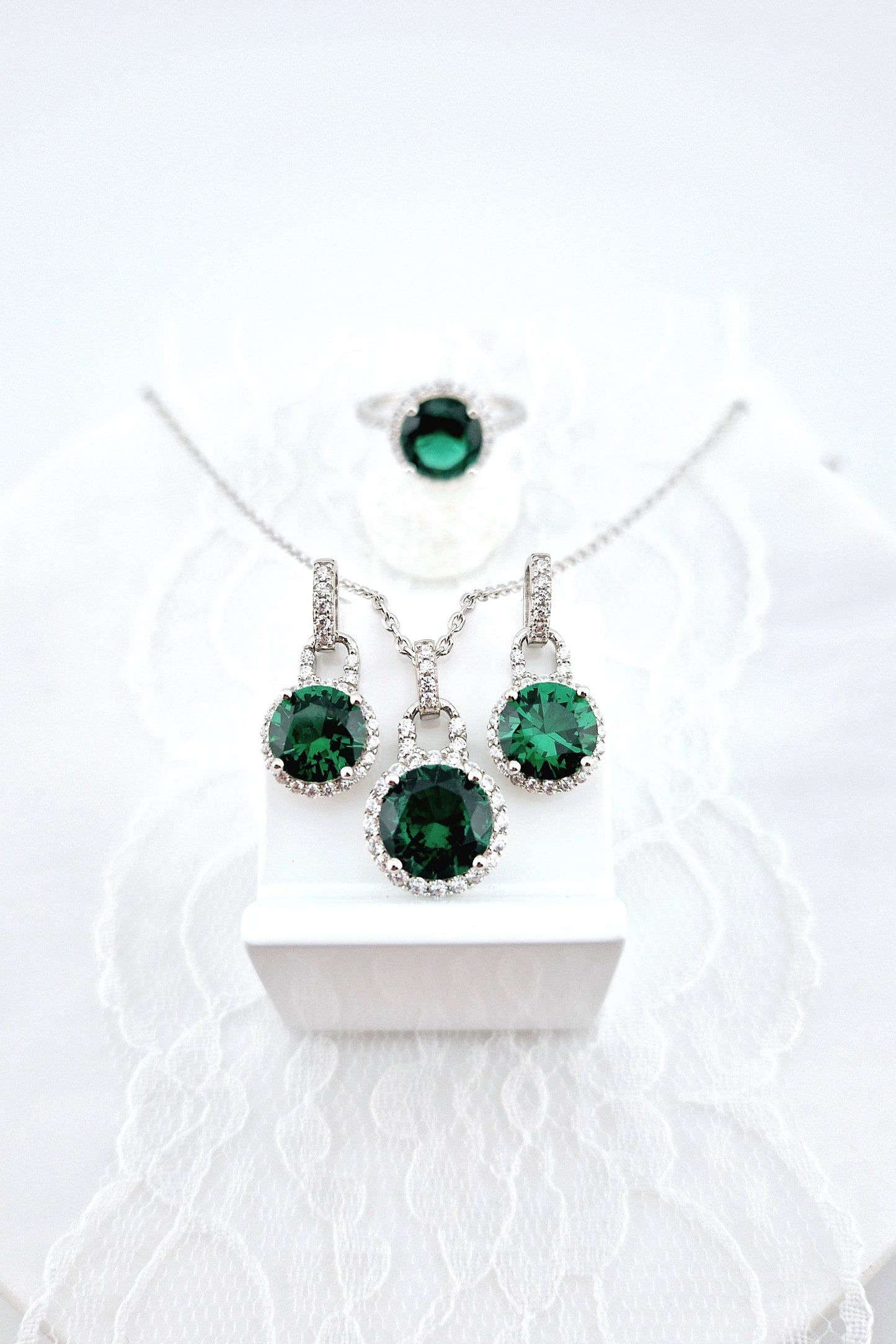 Smaragd Schmuckset, grüner Smaragd Schmuck, Emerald Jewelry Set, Silberschmuck mit Smaragd Edelstein, Silver Jewelry with Emerald gemstone, grünes Schmuckset, Schmuckset, green ewelry set, jewelry set