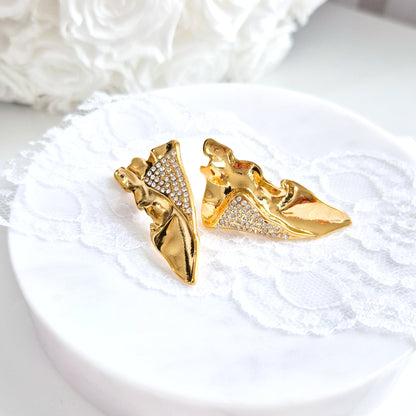 Statement earrings, Statemen Ohrringe, Ohrstecker, goldene Ohrringe, boucles doreilles, orecchini, earrings, gold earrings