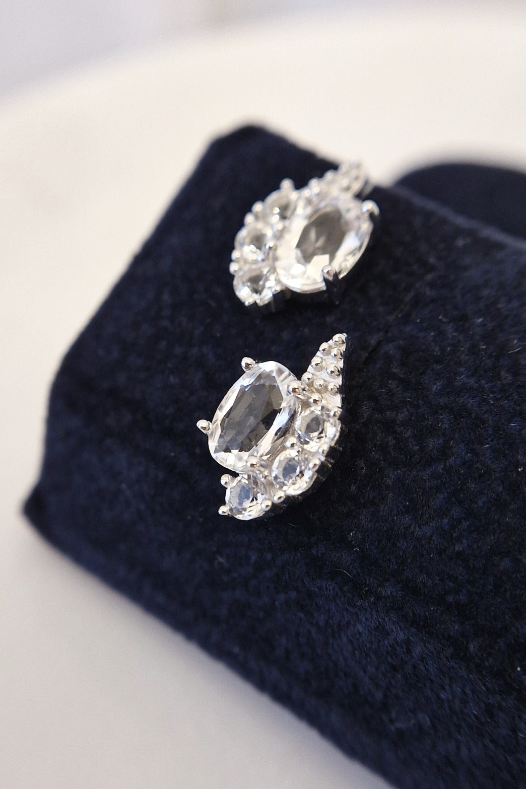 Weiss Topas Ohrringe, White Topaz Earrings, Topaz stud earrings, lab grown diamond earrings, lab grown topaz earrings, Silber Ohrringe, Silber Ohrstecker, silver earrings, Weiss Topas Ohrstecker, Silber Ohrstecker mit weissem Topas Edelstein, Topas Ohrringe, Weisse Edelstein Ohrringe, white topaz