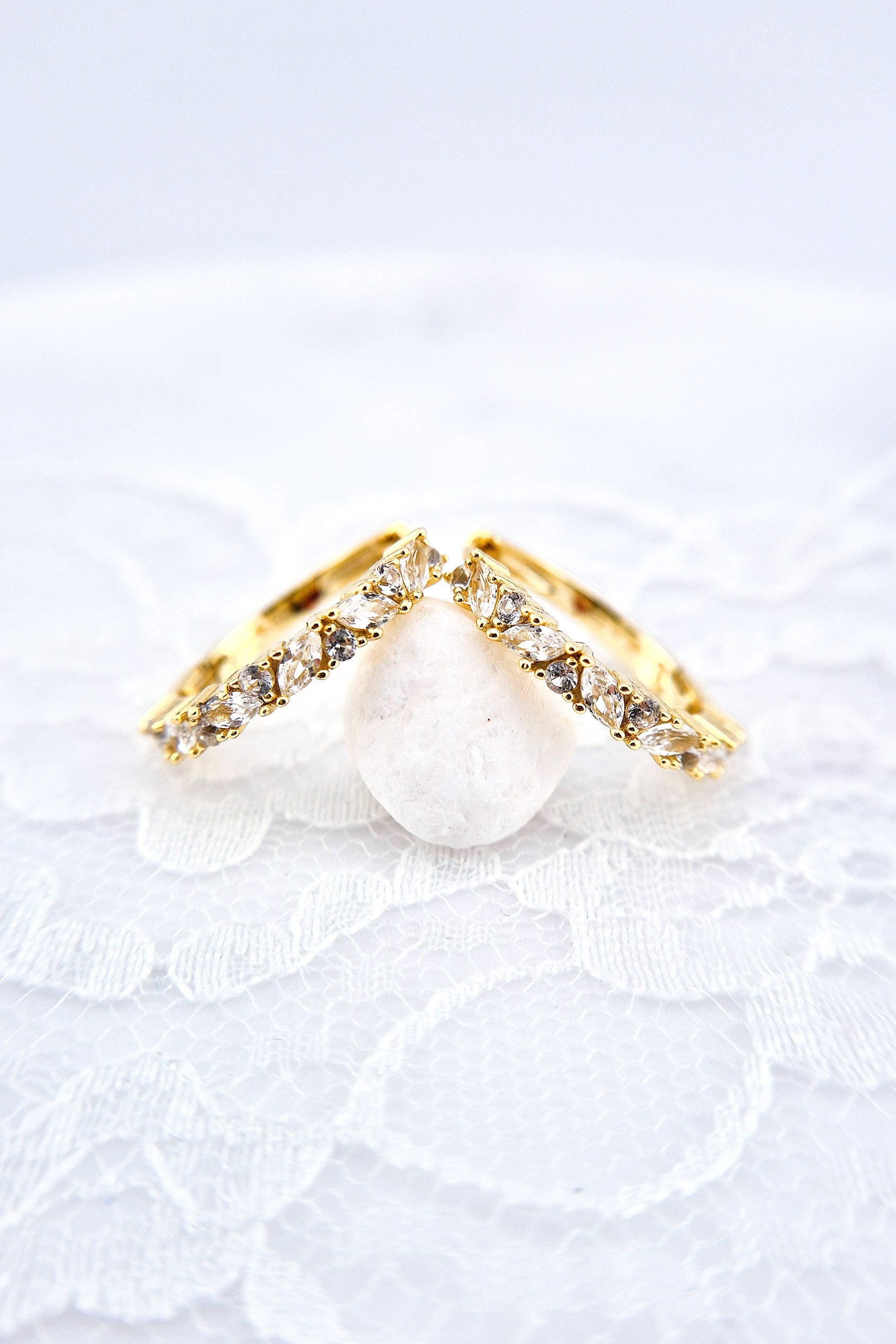 Weiss Topas Schmuckset gold, White topaz Jewelry set gold, dainty jewelry set for her in gold, Topaz Earrings, Topas Ohrringe, Topaz hoops, Topaz Ring, Weiss Topas Ring, White Topaz Necklace
