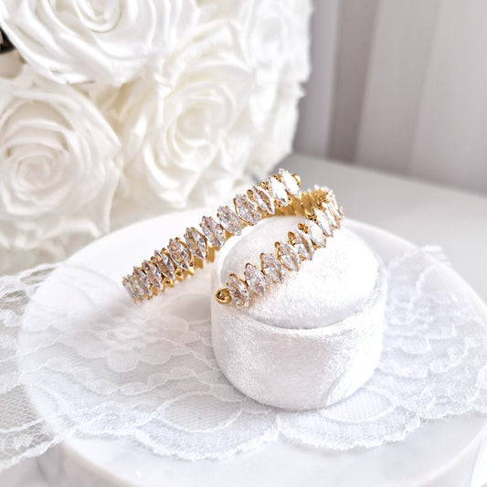 Zircon bracelet, Zirkonia Armband, cuff bracelet, open bangle, Armband, Armreif, goldenes Armband, golden Bracelet