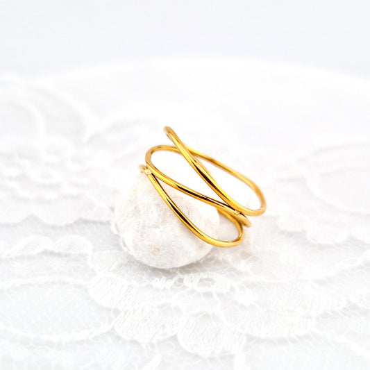Minimalistischer Ring, minimalist ring, Bague minimaliste, Anello minimalista, golden ring, gold ring, bague doree, minimalist ring gold, Minimalistischer Ring Damen, minimalistischer Ring gold, Edelstein Ring gold, Stainless steel ring gold