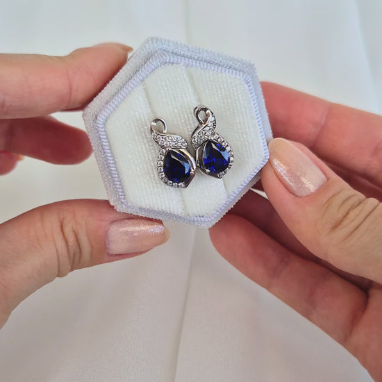 Saphir Ohrringe, Sapphire Earrings, Saphir Ohrstecker mit blauem Edelstein, Edelstein Ohrringe, Silber Ohrringe, Saphir Schmuck, Blau Saphir, royal blue sapphire earrings, stud earrings, Ohrstecker, Ohrringe, boucles, puces, boucles doreilles, orecchini, Schmuck, Jewelry, Jewellery, bijou, gioielli, Damenohrringe, Silberschmuck