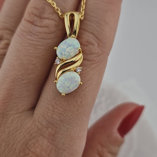 Weiss Opal Halskette, White Opal Necklace, Opal Halskette, Opal Kette, Opal Anhänger Kette, Opal necklace, opal pendant necklace, goldene Kette, Gold Halskette, golden Necklace, Damen Halskette, Halskette mit weissem Stein, gold necklace with white Stone pendant, Halskette, Anhänger Halskette, necklace, collier d'opale