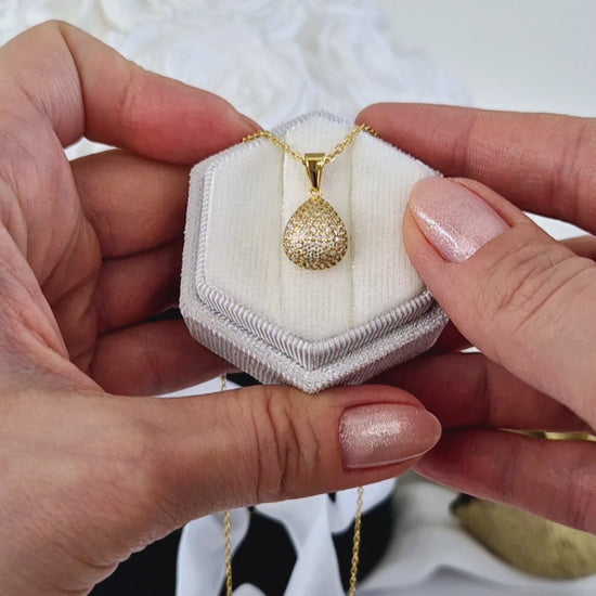 Pave Halskette, Pavé Necklace, Collana Pave, Collier Pavé, goldene Halskette mit Anhänger, golden Necklace, golden pendant ecklace, Anhänger Halskette Gold Kette Damen, minimalistische Halskette, Goldanhänger Kette, Halskette, necklace, pendant necklace, collana, collier