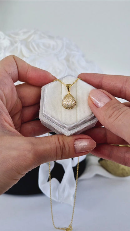 Pave Halskette, Pavé Necklace, Collana Pave, Collier Pavé, goldene Halskette mit Anhänger, golden Necklace, golden pendant ecklace, Anhänger Halskette Gold Kette Damen, minimalistische Halskette, Goldanhänger Kette, Halskette, necklace, pendant necklace, collana, collier