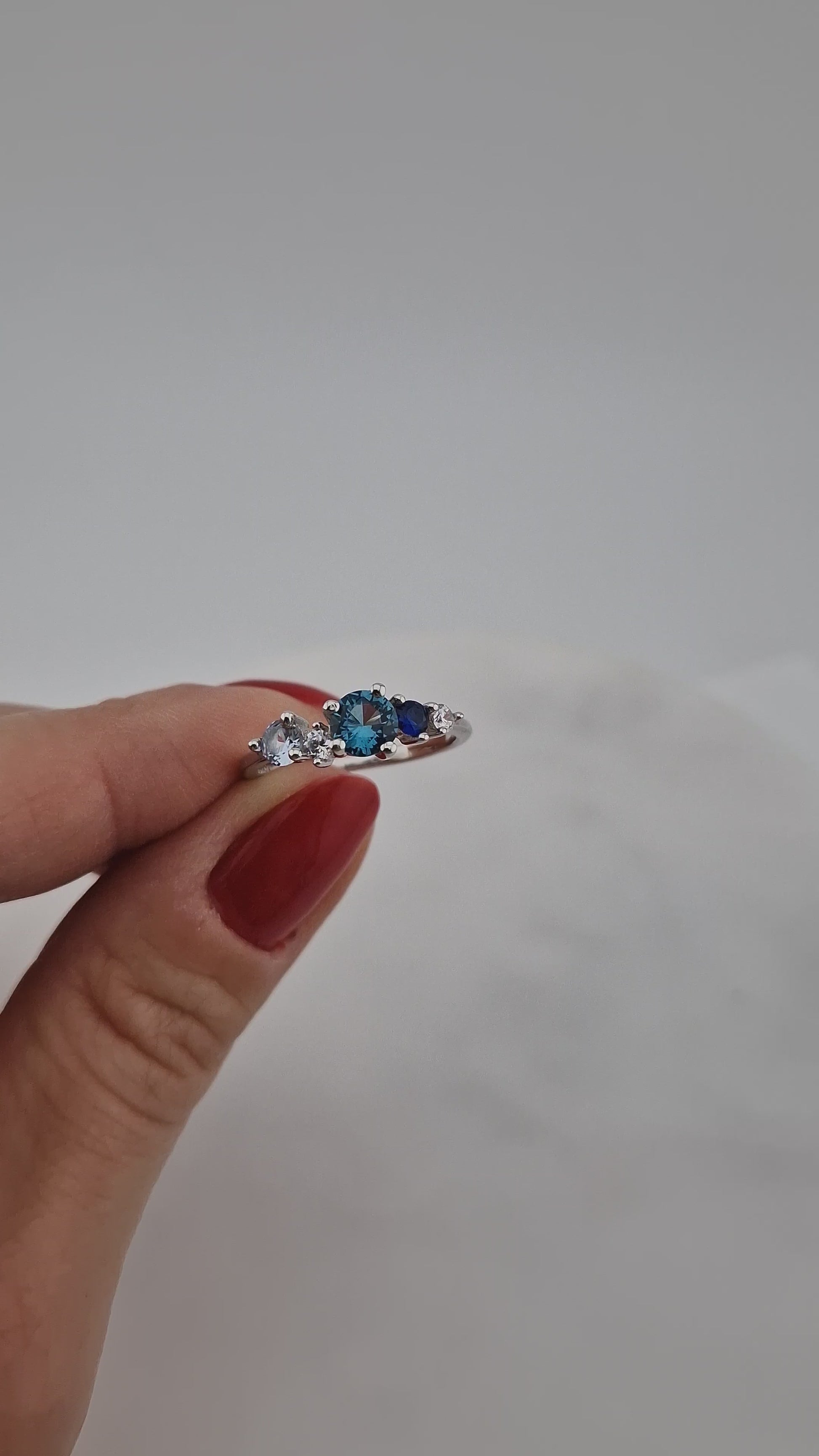 Ring blaue Edelsteine, Blue gemstone Ring, Topas Ring, London Blautopas Ring, Topas Ring, Aquamarin Ring, Blausaphir Ring, Saphir Ring, Silber Ring, Ring, Blauer Ring, eleganter Ring, elegant Ring, gemstone ring, silver ring, London blue topaz ring, blue topaz ring, topaz ring, Blue ring, elegant ring, ring jewelry