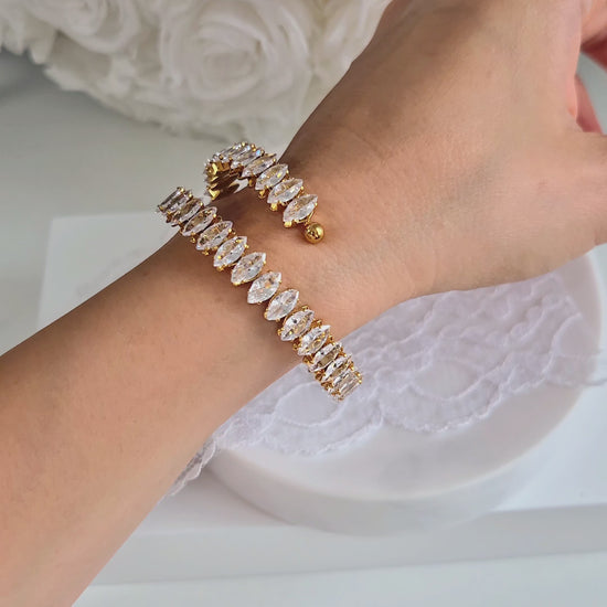 Zircon bracelet, Zirkonia Armband, cuff bracelet, open bangle, Armband, Armreif, goldenes Armband, golden Bracelet