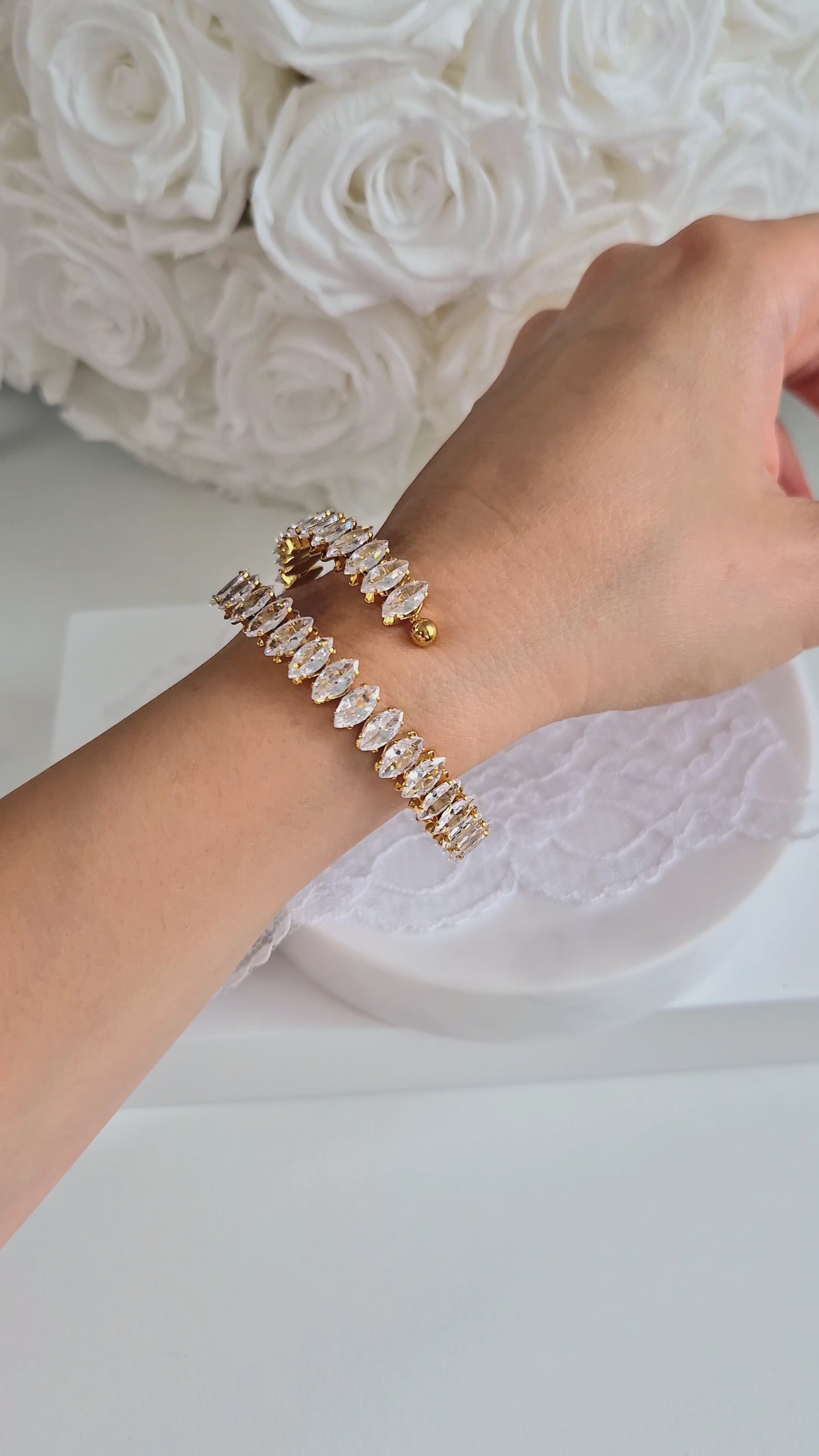 Zircon bracelet, Zirkonia Armband, cuff bracelet, open bangle, Armband, Armreif, goldenes Armband, golden Bracelet