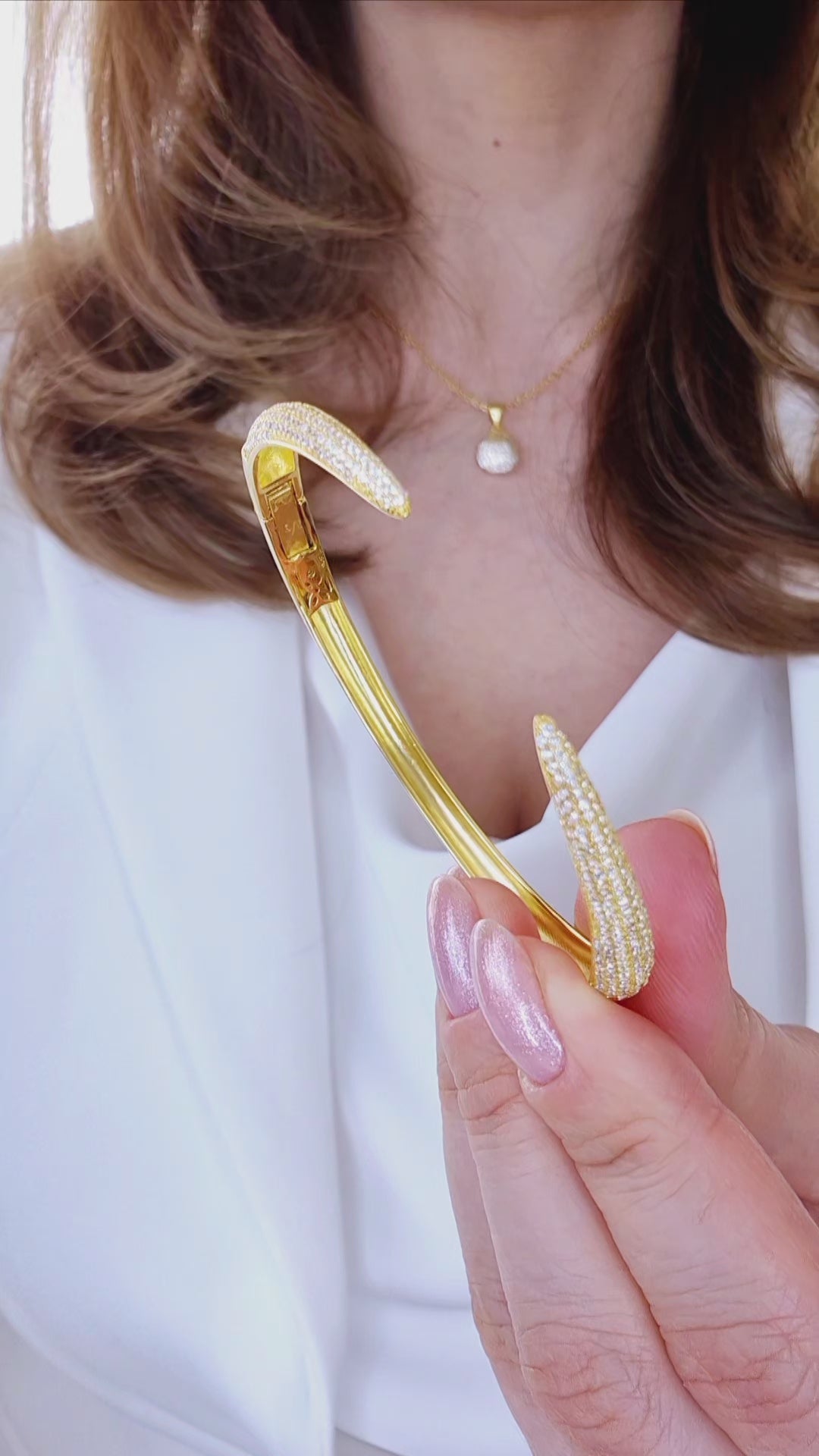 Pave Armreif, Pave bangel, bracelet pave, bracciale pave, gold bangle, claw bangle, gold armreif, goldener armreif, Krallen Armreif, bracelet dore, bracciale dorato, elegant bangle, eleganter armreif, Armreif, Bangle, bracelet, bracciale, bracelet