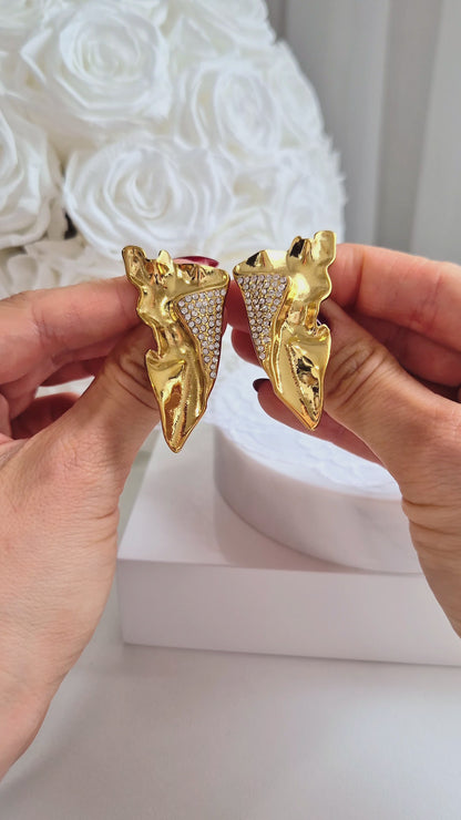 Statement earrings, Statemen Ohrringe, Ohrstecker, goldene Ohrringe, boucles doreilles, orecchini, earrings, gold earrings
