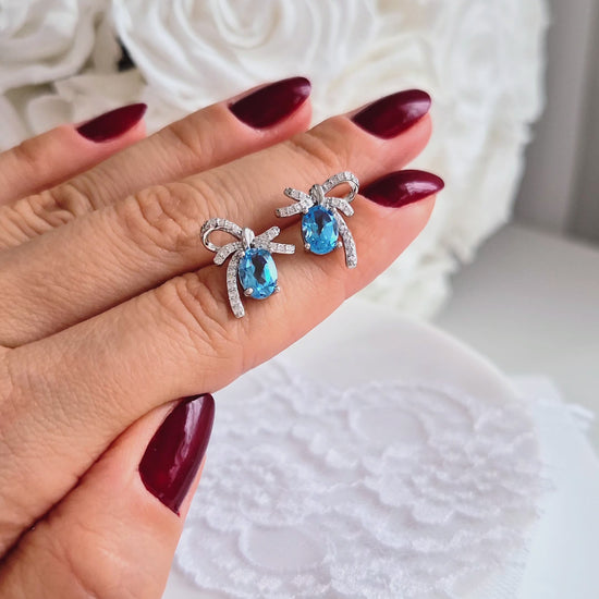 Bow studs, Schlaufen Ohrstecker, Silber Ohrringe, Clous, Boucles doreilles