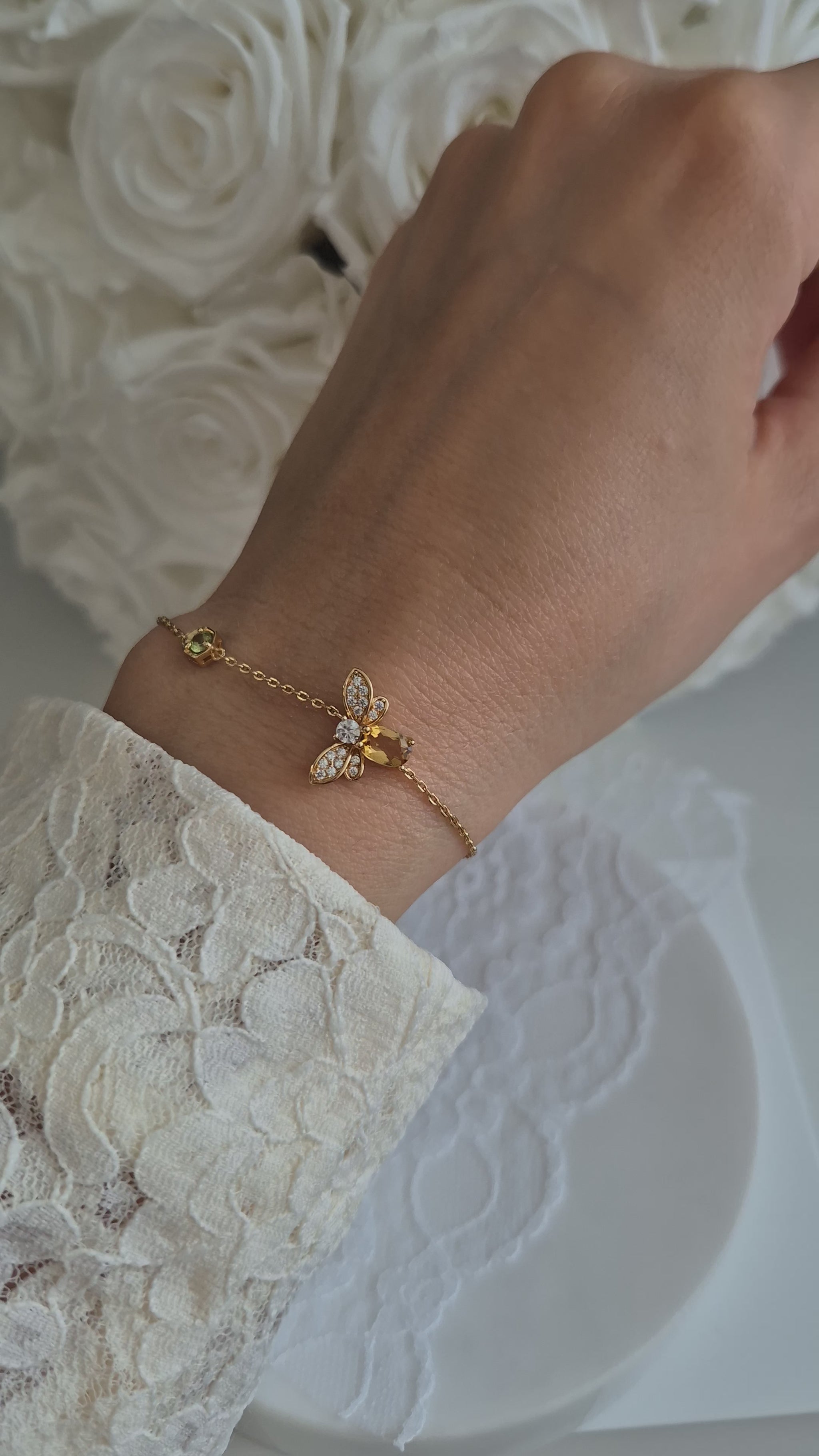 Bee bracelet, citrine bracelet, peridot birthstone, Bienen Armband, silver chain gold-plated, silber Armband vergoldet, Schmuck, Armband, Damenschmuck, jewelry, jewellery, bracelet, citrine gemstone bracelet, bracciale,  chmuck, Bienen Schmuck, bee jewelry, damen armschmuck, schmuck für sie, gift for her, birthday gift, jewelry present